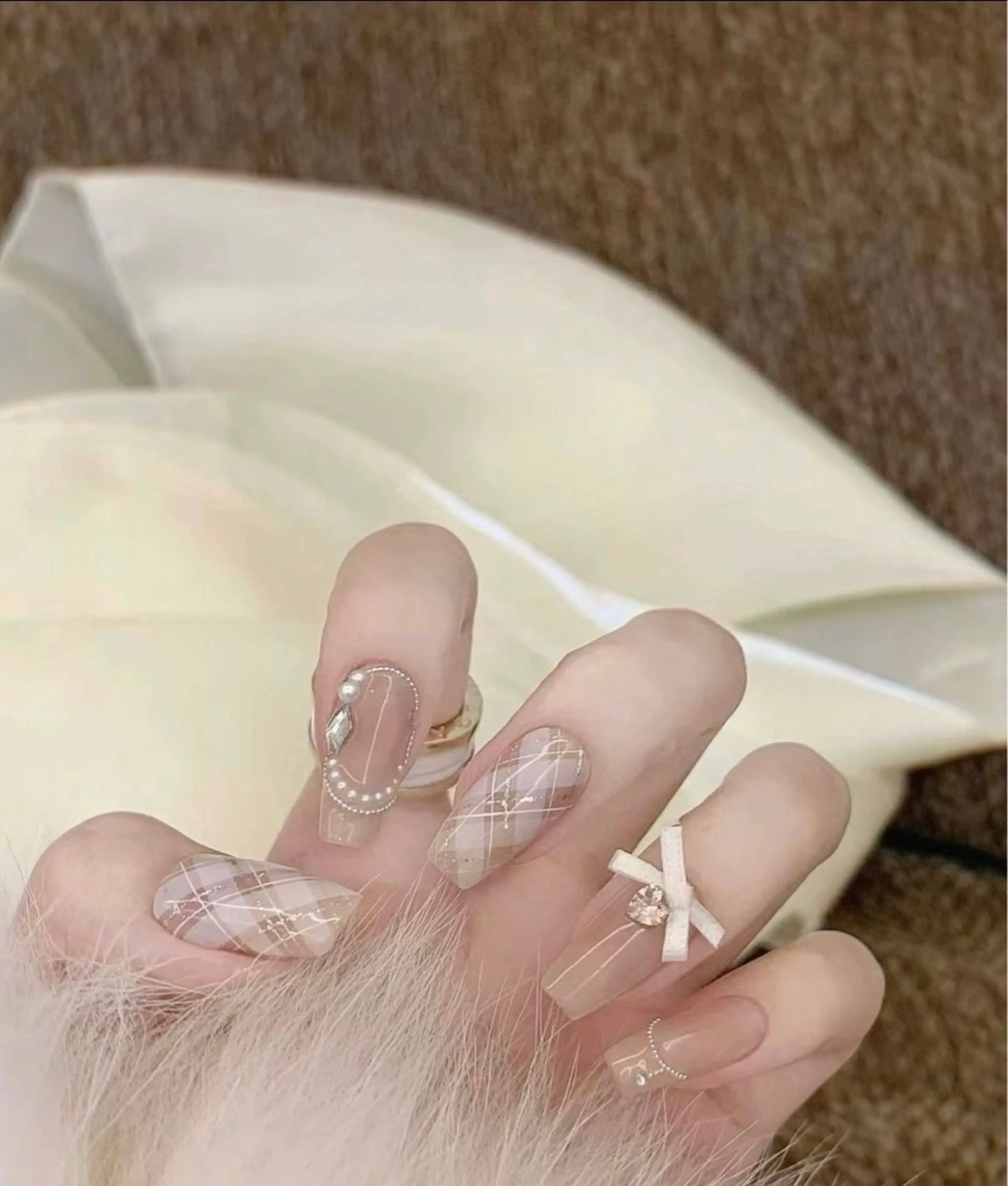 ネイル 韓国ネイル 持ち込み ニュアンスネイル ネイルチップ ハンドネイル EMI ANA.CHUOのネイルデザイン