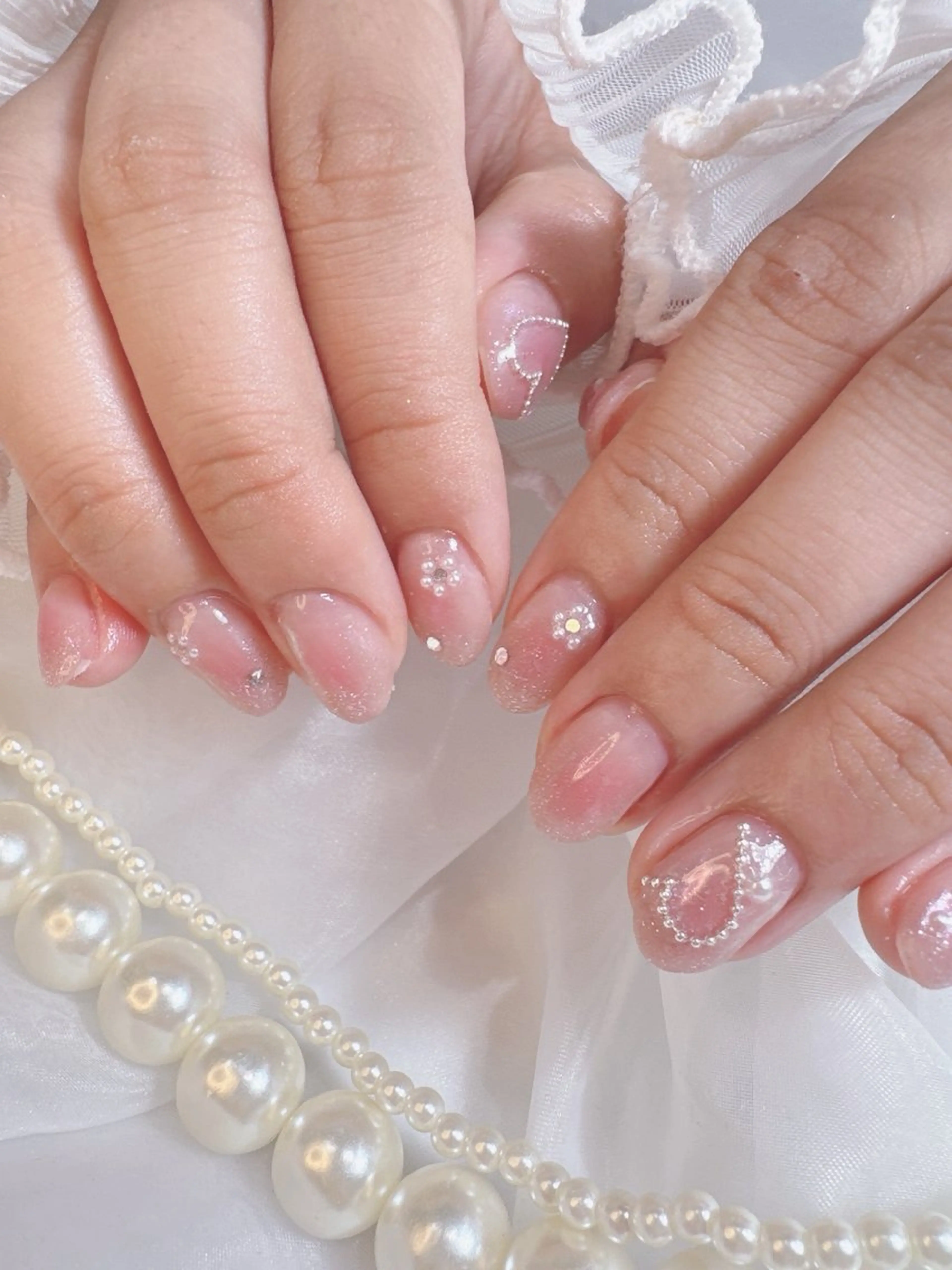 ネイル アートネイル チークネイル 長さ出し ハート ワンホンネイル ハンドネイル Anela🪞アネラ 久屋大通🫧EMIのネイルデザイン