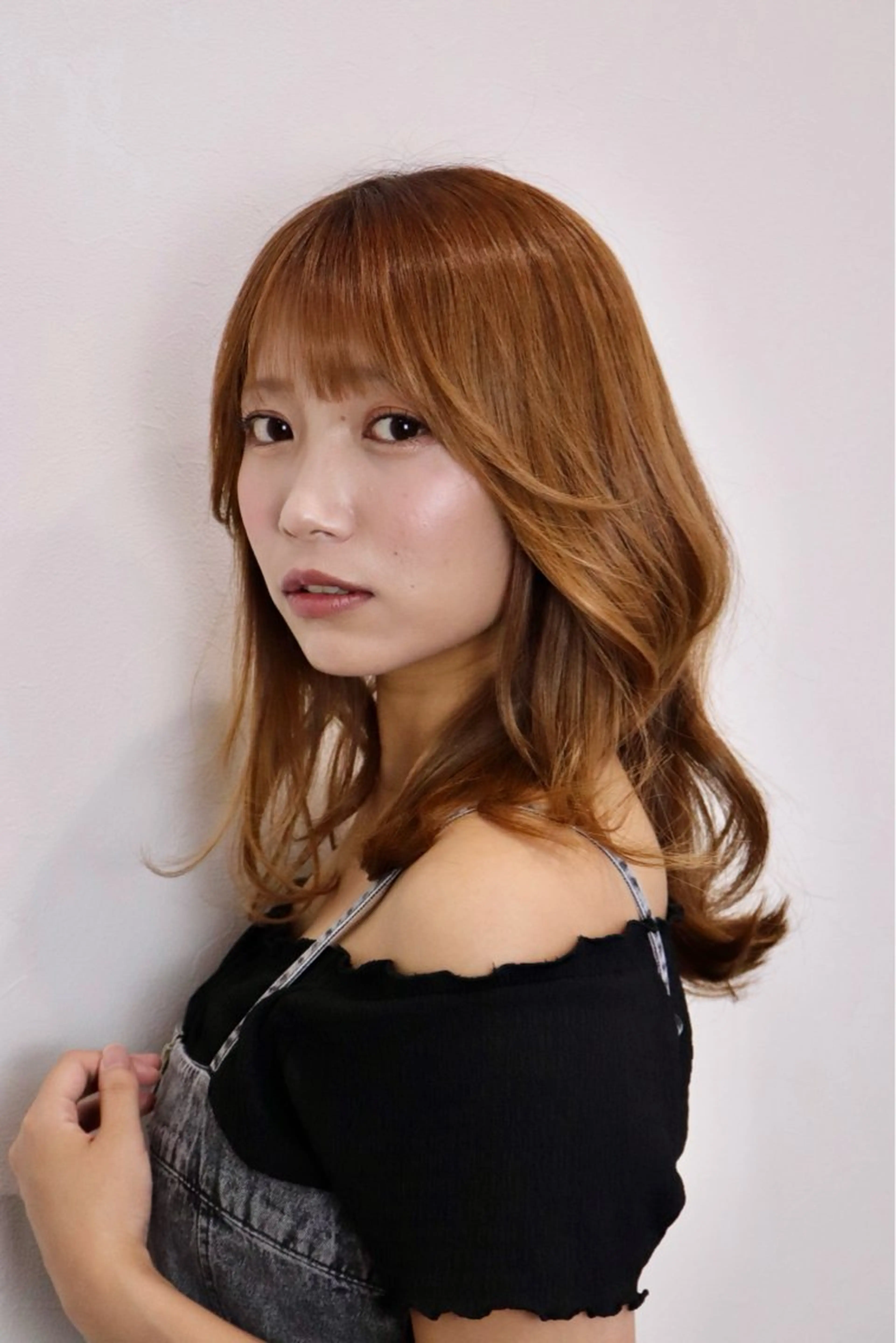 セミロング カラー ヘアカラー 穴澤 大地のヘアスタイル