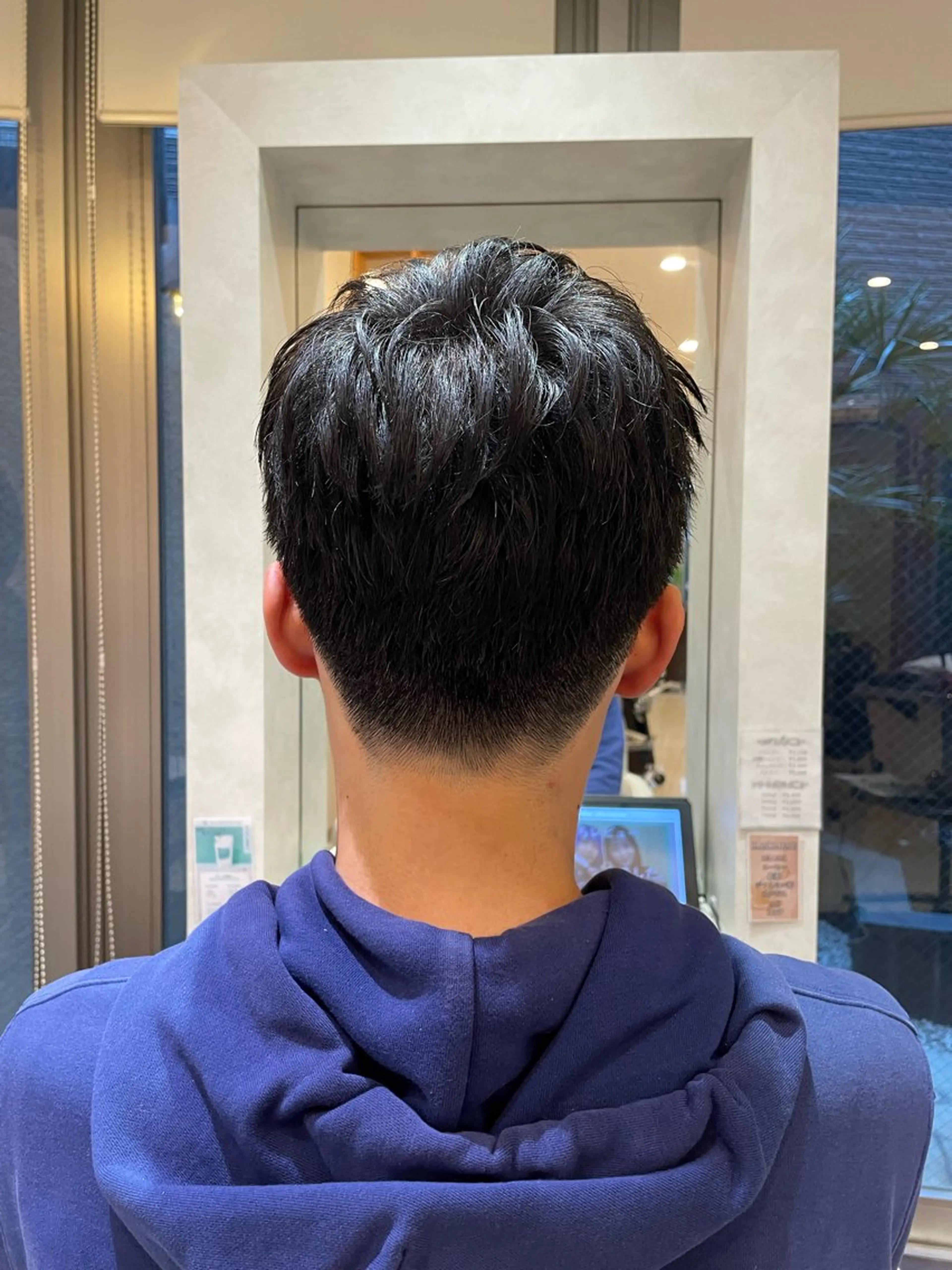 ショート メンズ ビジネス フェードカット 刈り上げ ショートヘア VISAGEplus所属・扇 空のヘアスタイル