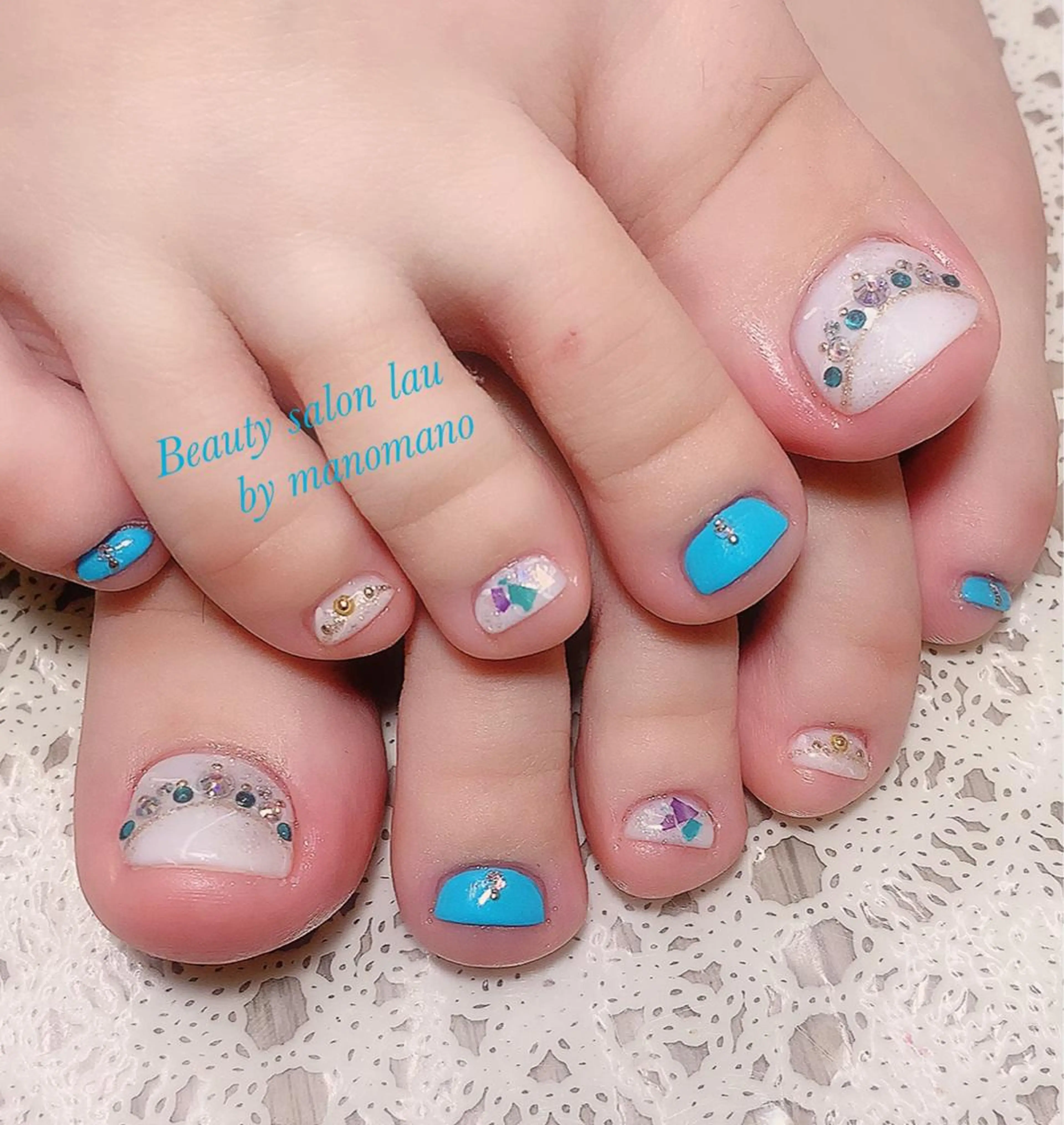 ネイル フットネイル ラウバイマノマノ なかざとのネイルデザイン