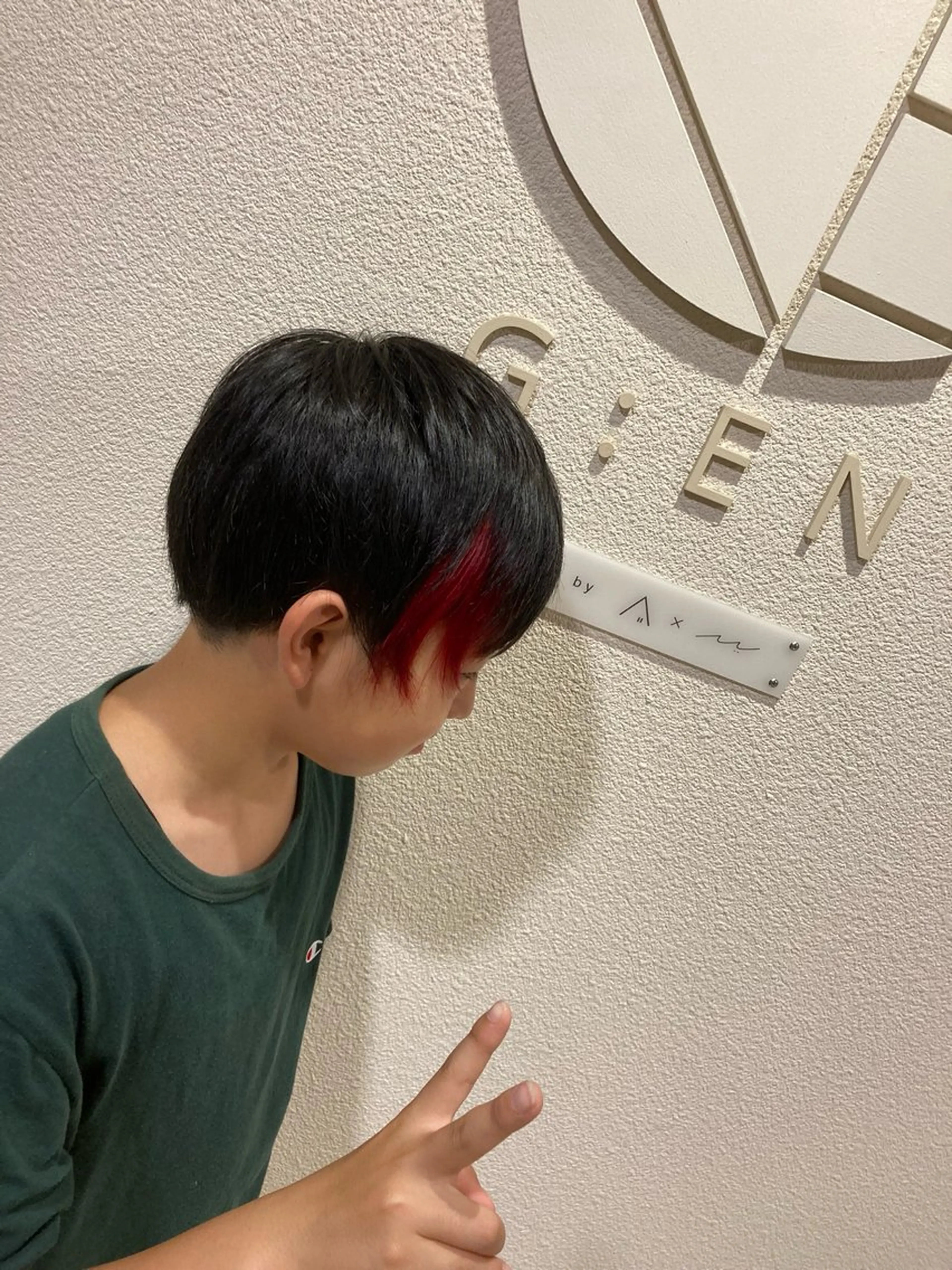 ショート カラー メンズ 佐々木 和樹のヘアスタイル