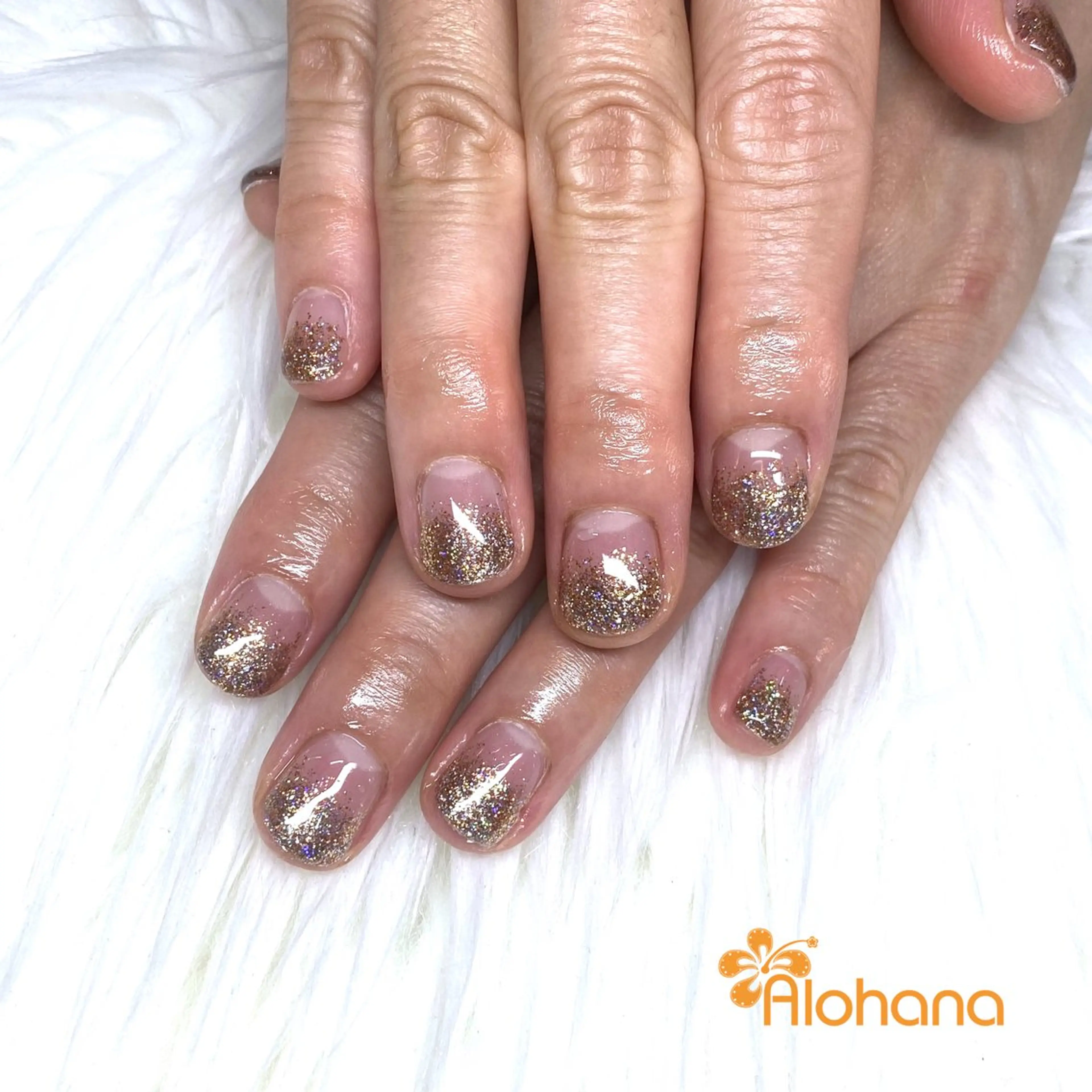 ネイル グラデーション ラメ(グリッター) ラメグラデーション ハンドネイル Alohana所属・Alohana Minaのネイルデザイン