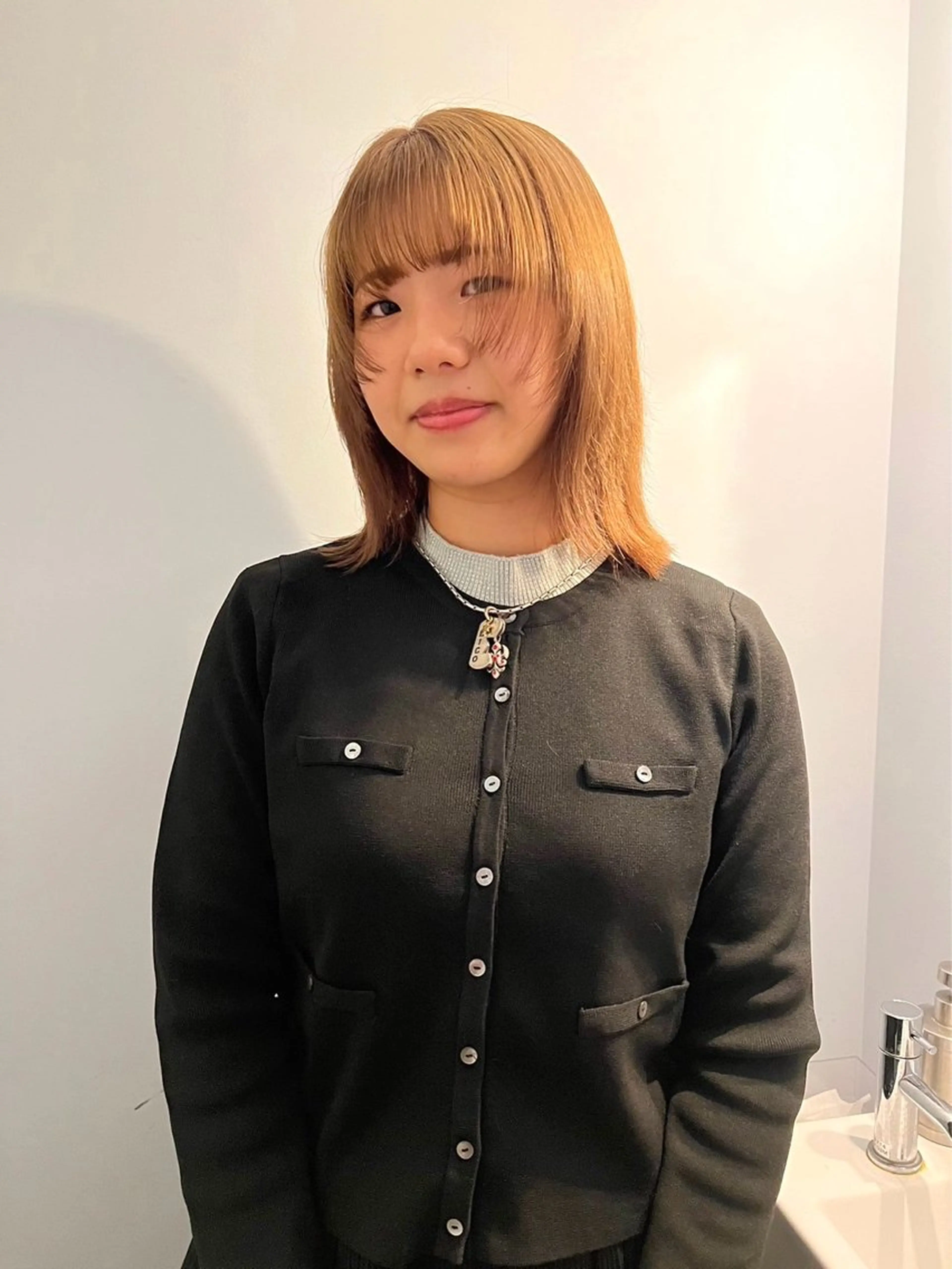 ミディアム カラー ヘアカラー トリートメント カットモデル/ ハイトーン/ゆうあのヘアスタイル