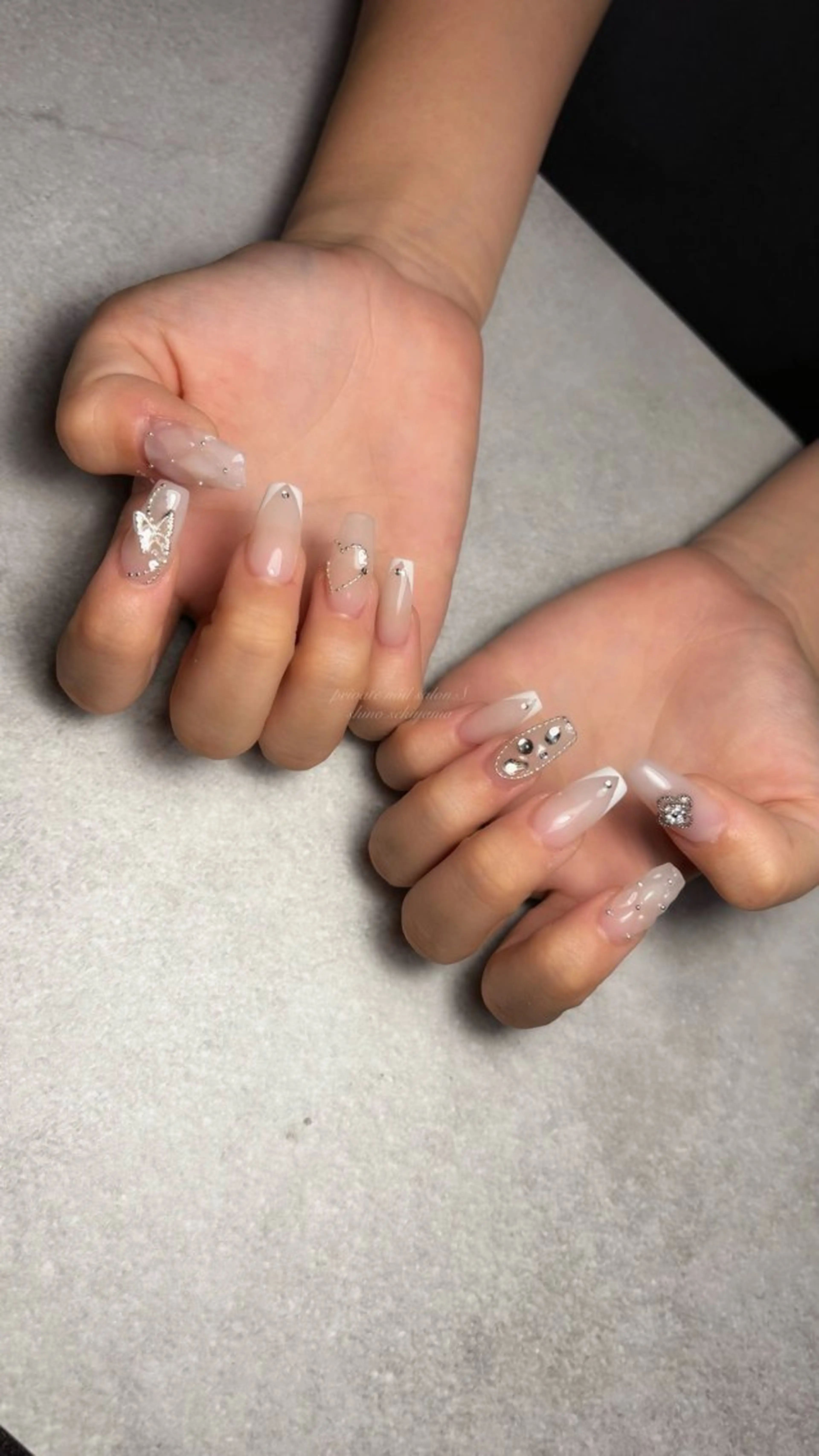 ネイル ハンドネイル 関山 志乃のネイルデザイン