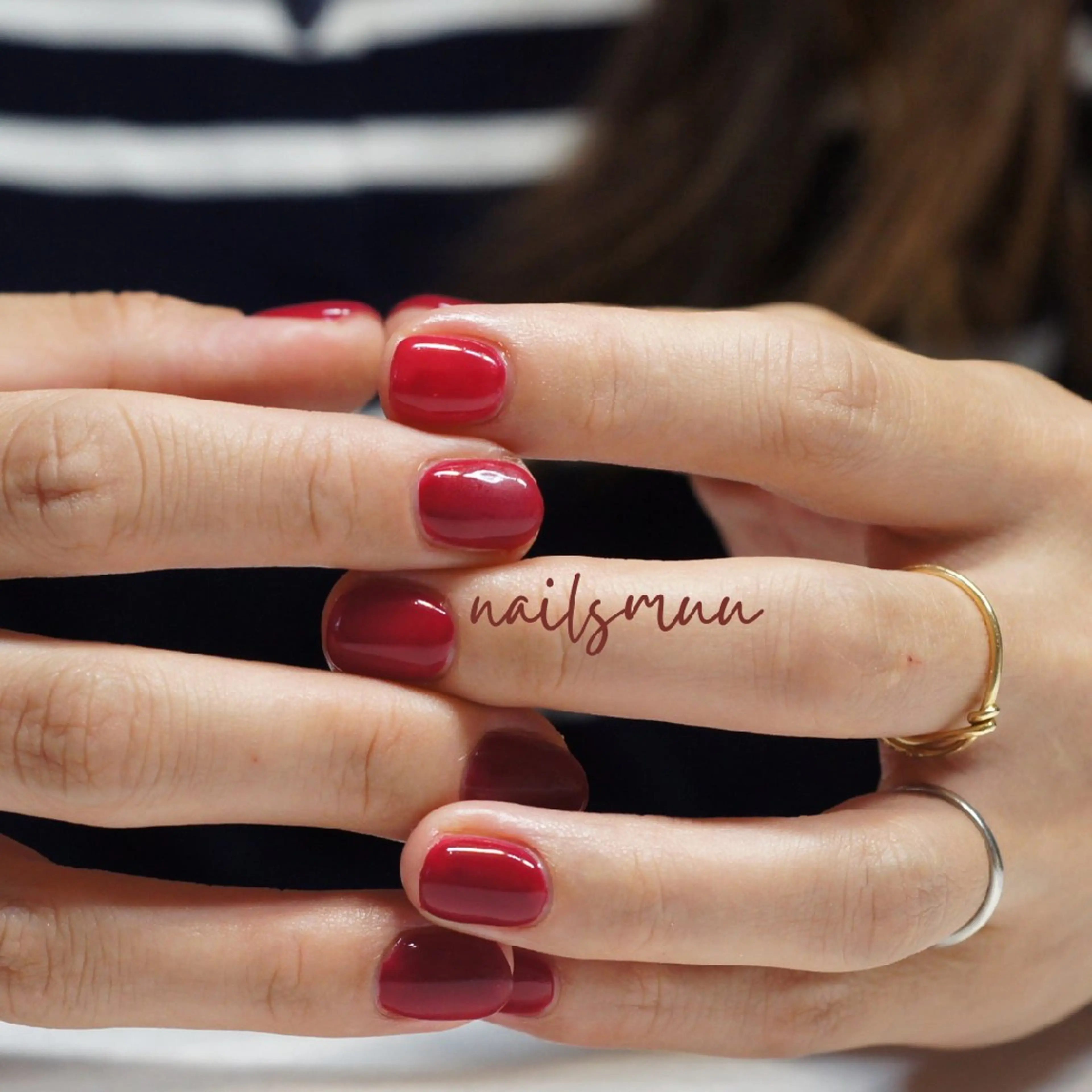 ネイル 赤色 ハンドネイル nails muu まゆのネイルデザイン