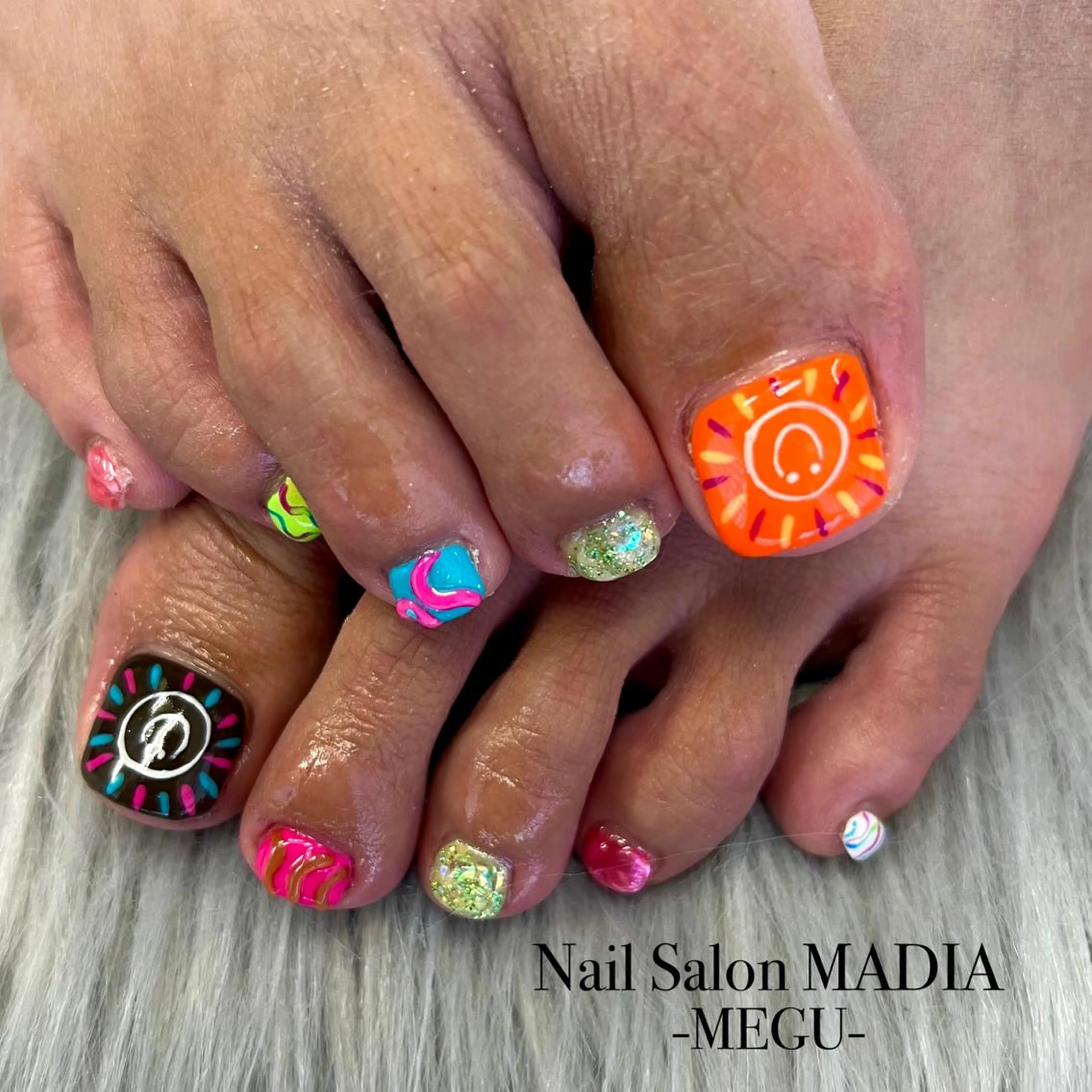 ネイル MADIA藤沢所属・MADIA MEGUのネイルデザイン