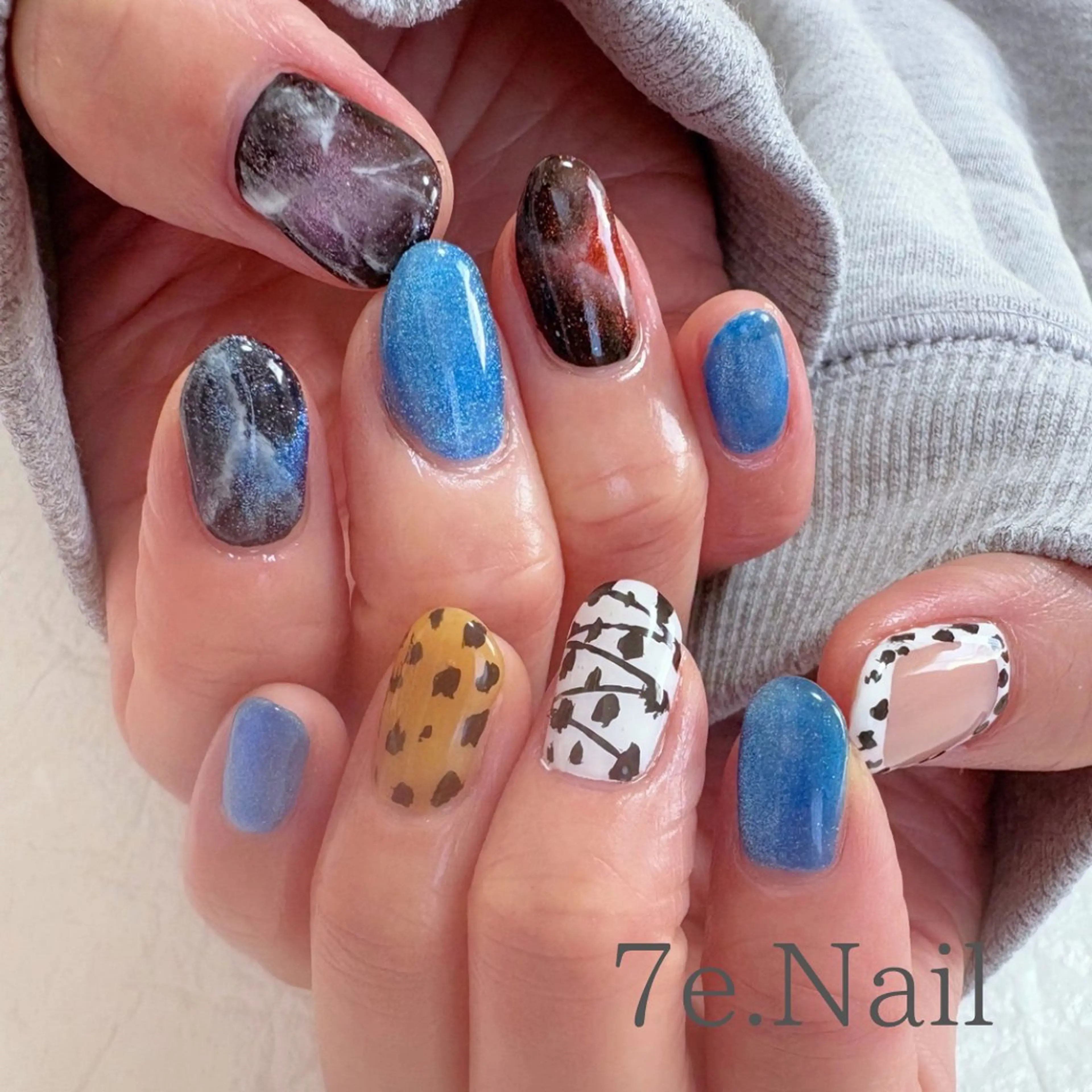 ネイル 7e. Nailのネイルデザイン
