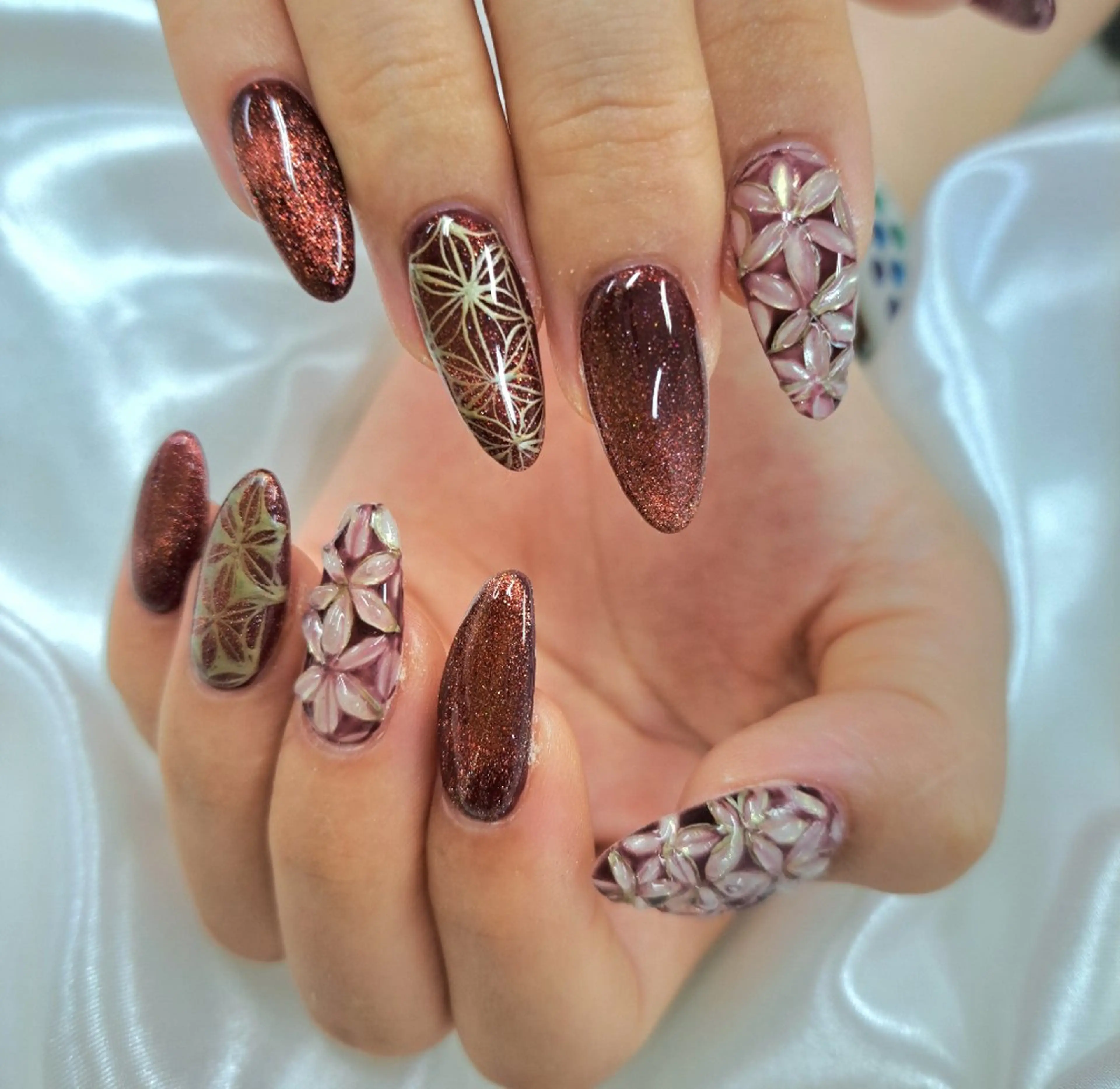 ネイル チークネイル フレンチネイル ジェルネイル ガーリー ハート 河野ちえ (雑誌掲載サロン)のネイルデザイン