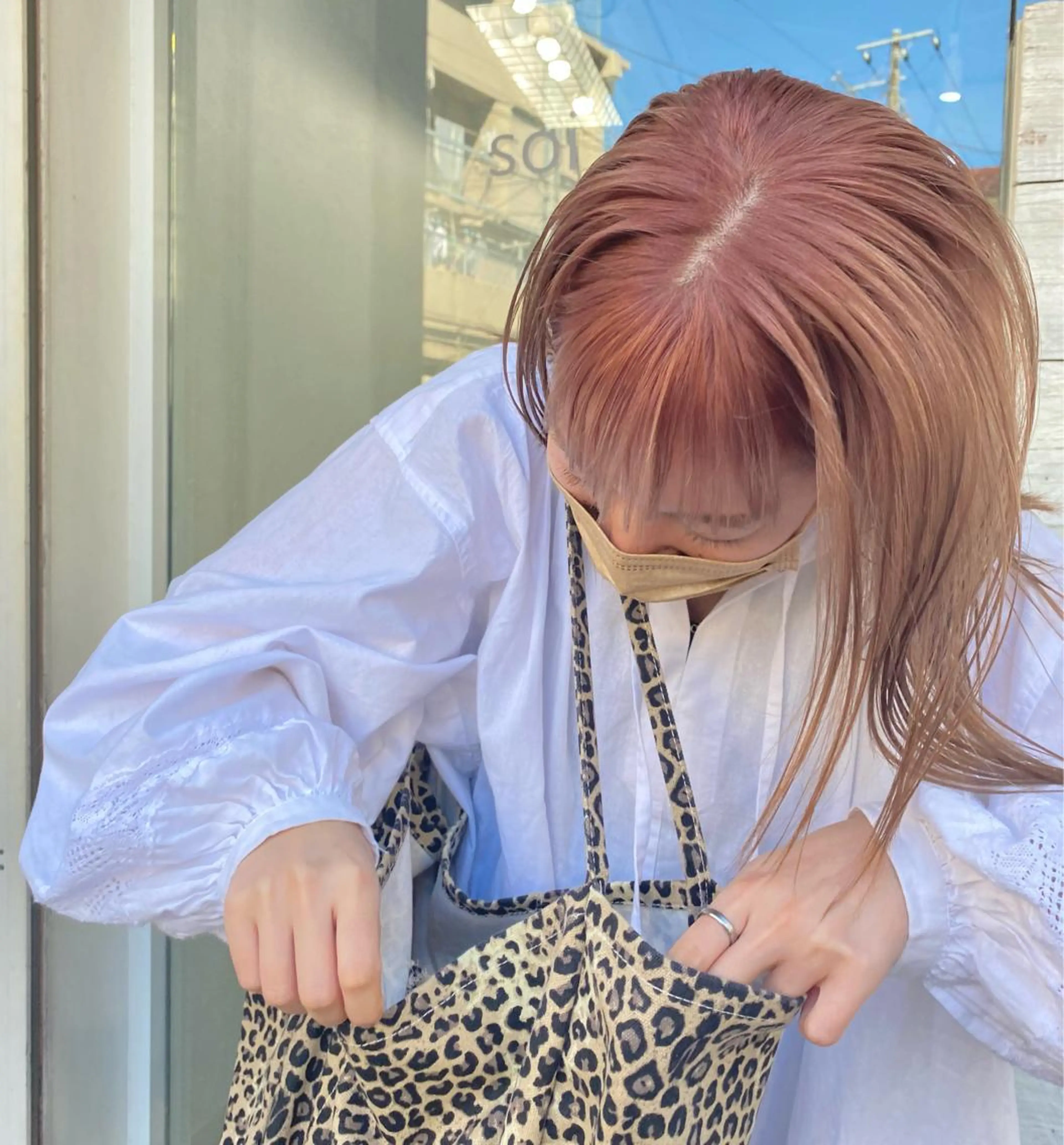 ミディアム カラー ベージュカラー ピンクカラー ピンクベージュ カット ヘアカラー トリートメント 森貴裕/ベージュ/ パーマ/オリーブのヘアスタイル