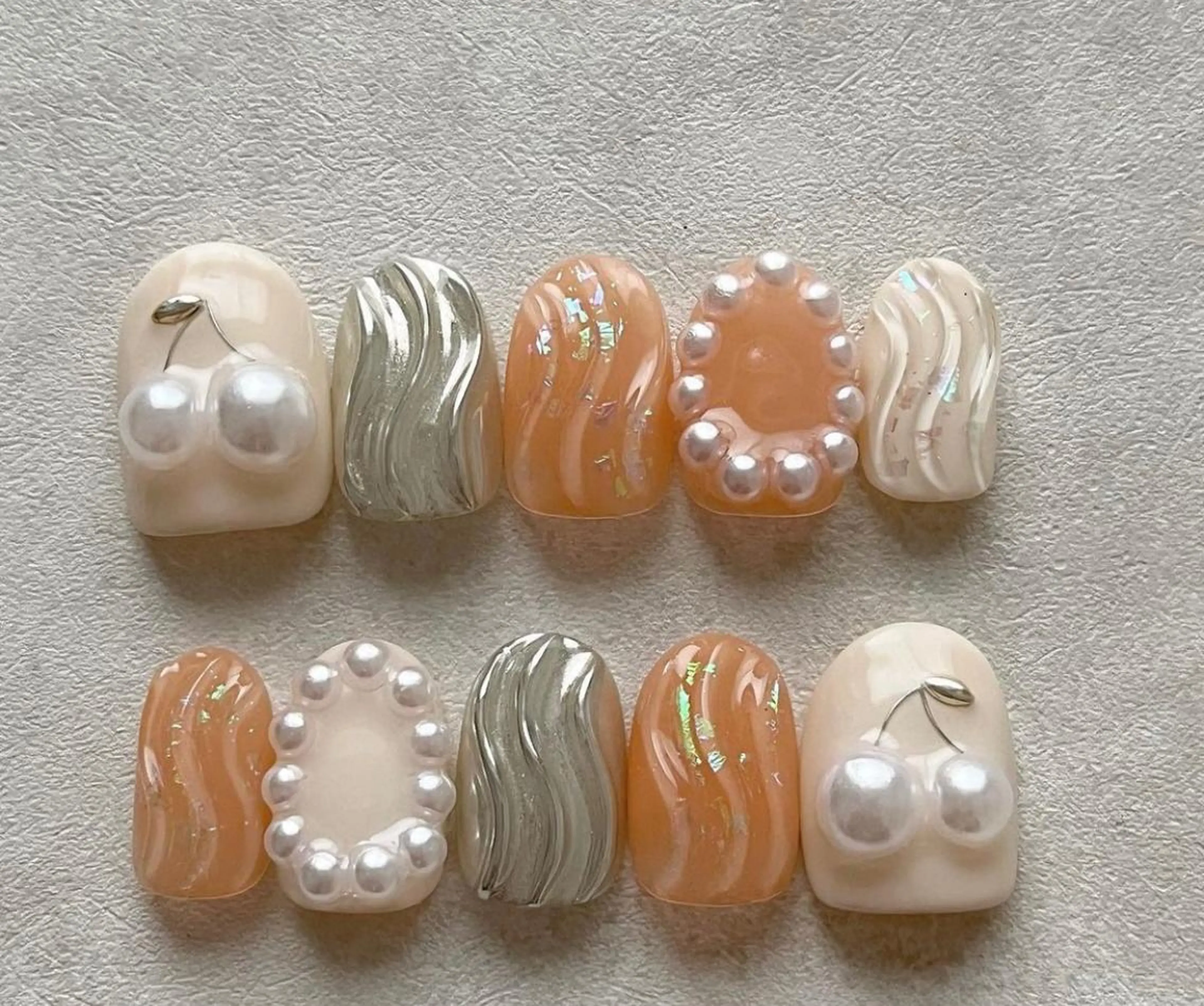 ネイル クリアネイル 長さ出し フットネイル フレンチネイル ジェルネイル ハンドネイル 大塚眉毛|ハンドケア |肌管理の眉毛・アイブロウイメージ