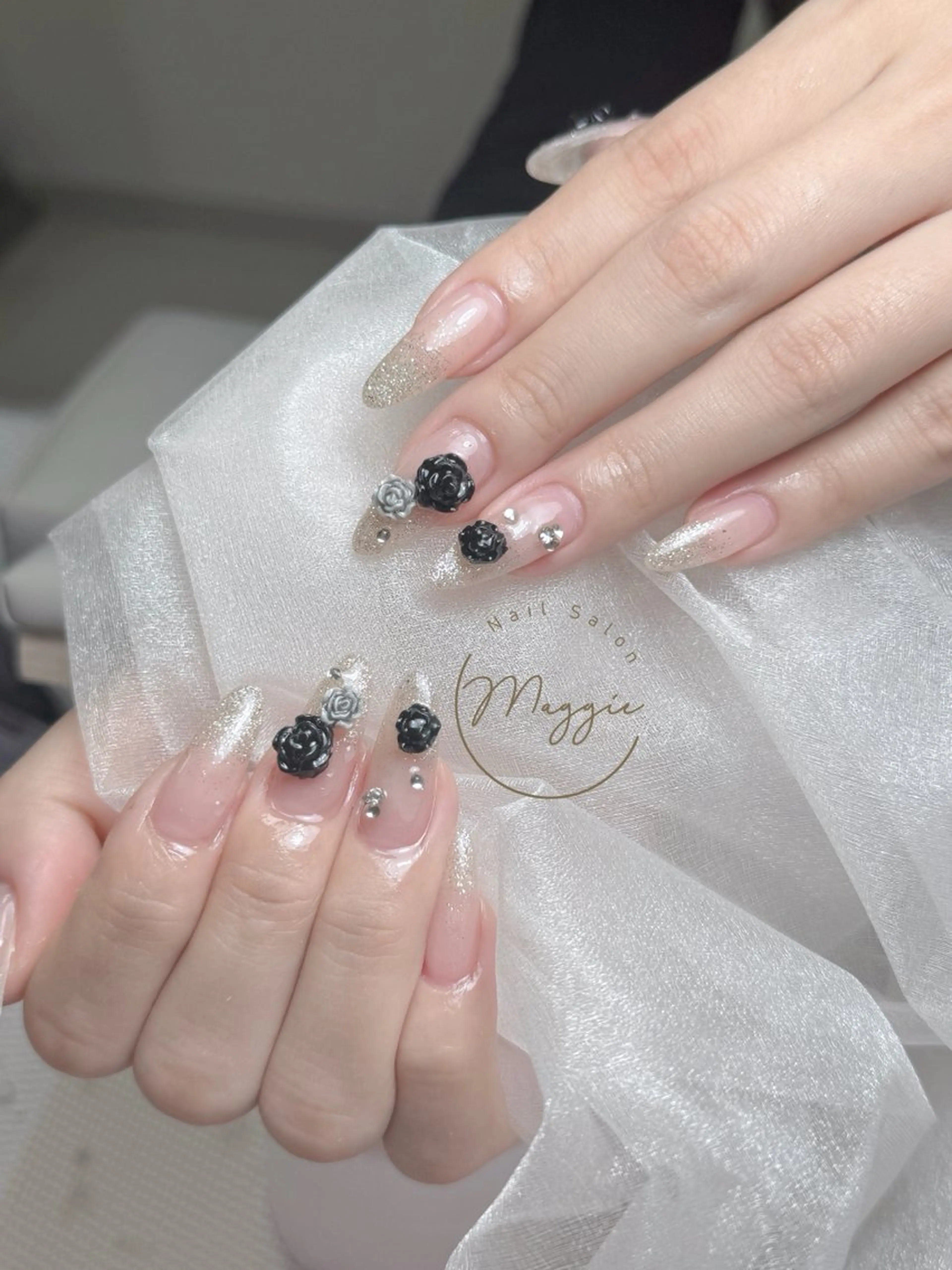 ネイル Maggie Nail🦩のネイルデザイン