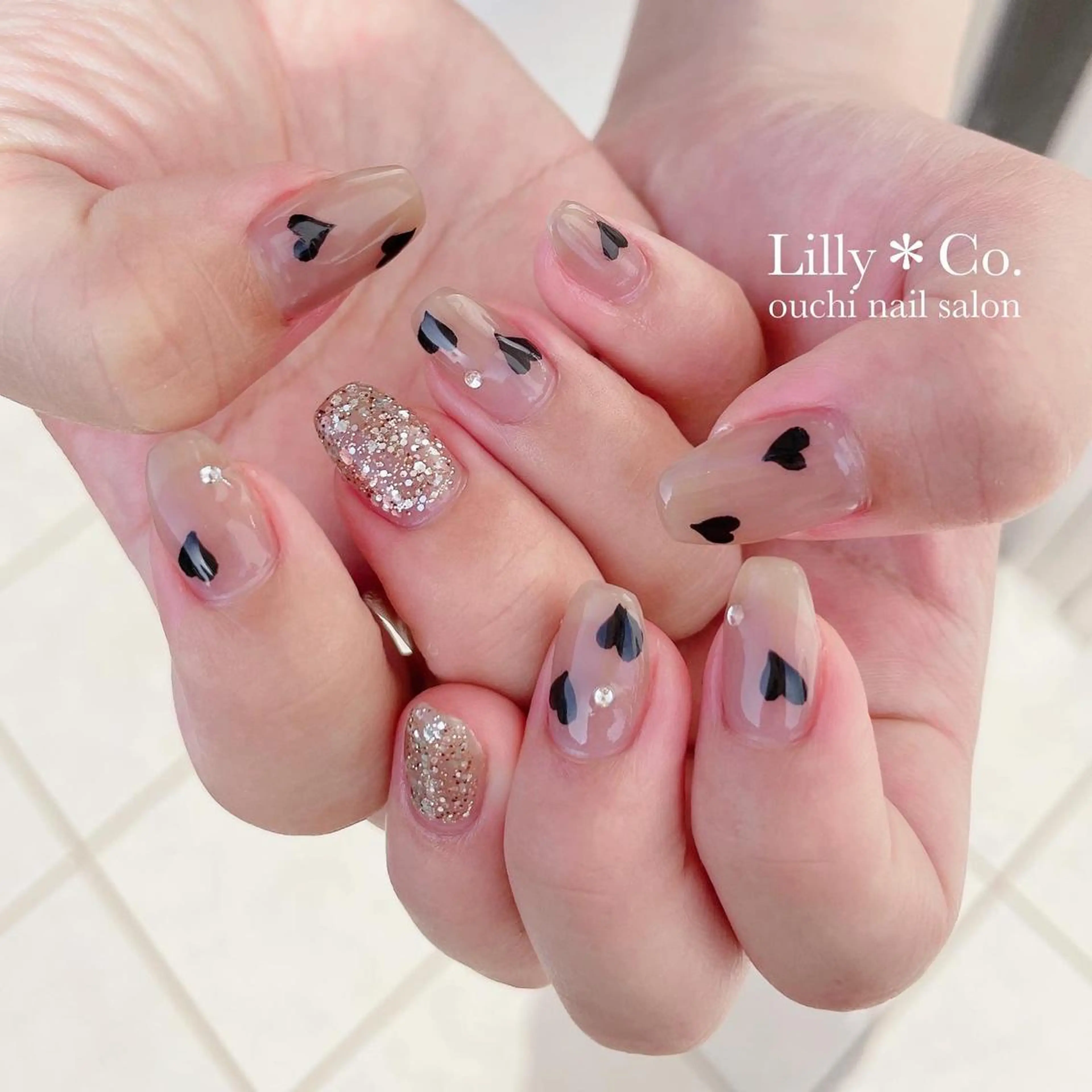 ネイル ハート ハンドネイル ハンドケア Lilly Co.のネイルデザイン