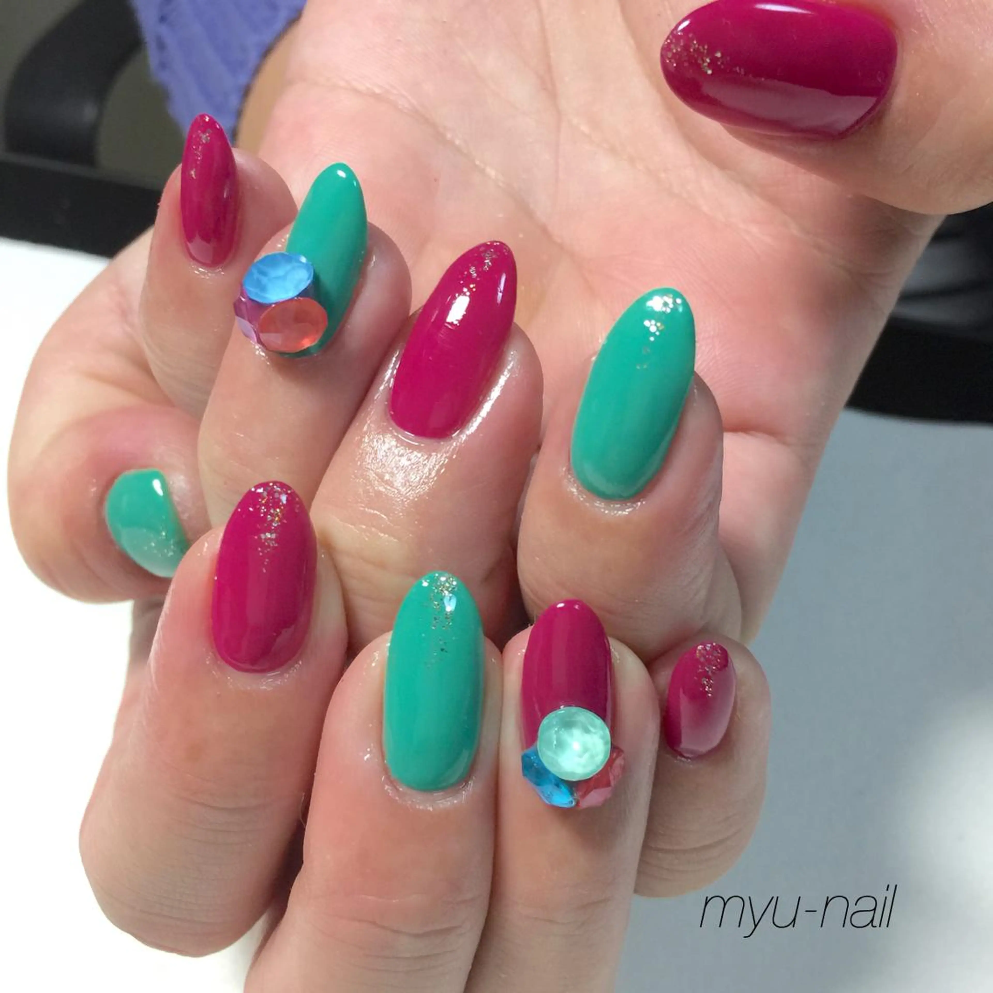 ネイル ラメ(グリッター) ワンカラーネイル ストーンネイル ホームサロン myu-nailのネイルデザイン