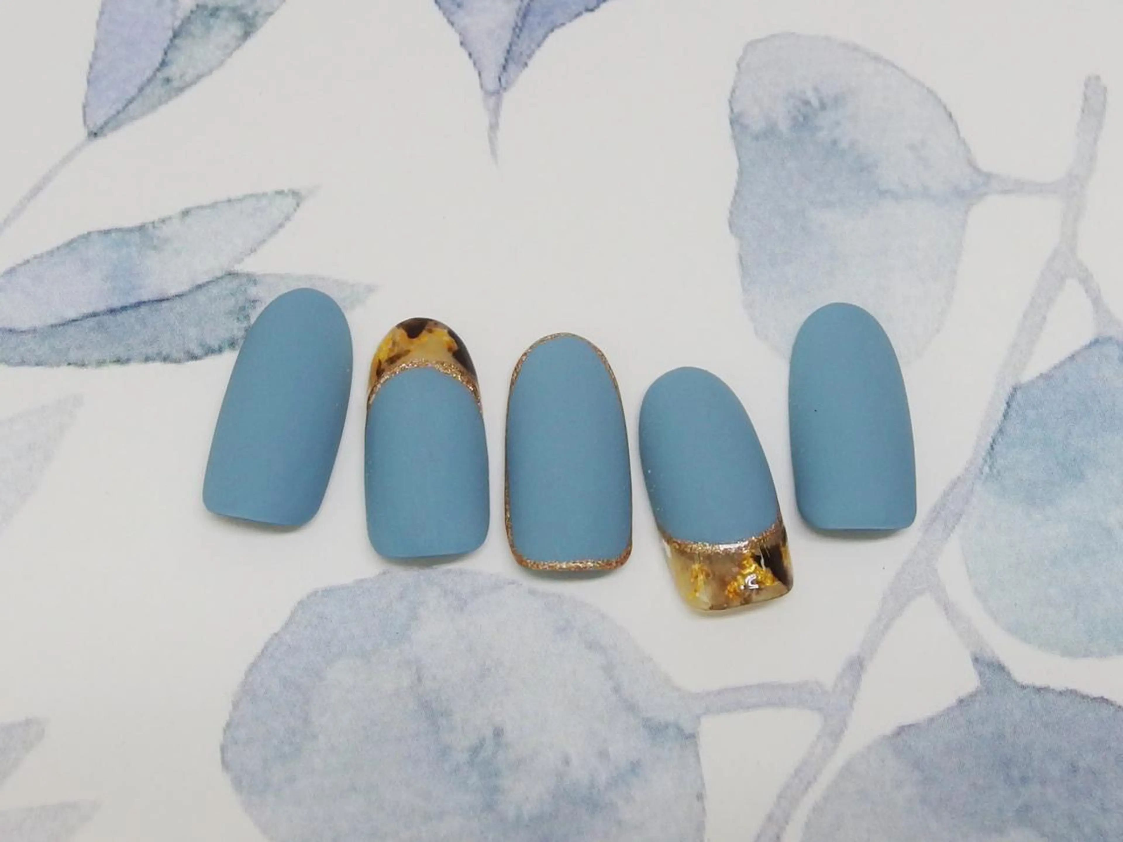 ネイル ブルー ハンドネイル ティーエヌ 金山駅東口店のネイルデザイン