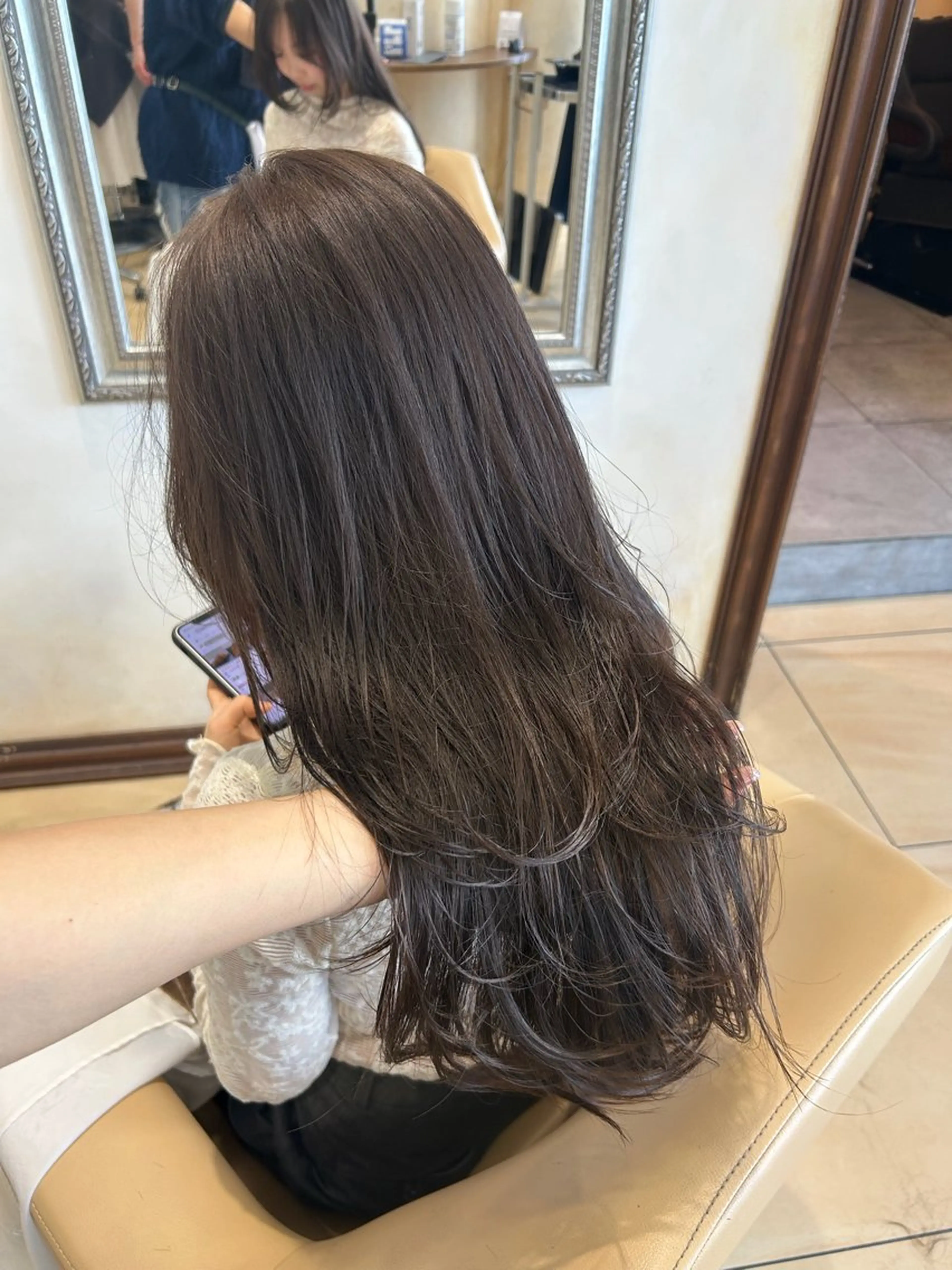 ロング カラー ブリーチ ブリーチなしカラー カット ヘアカラー レイヤーカット/ 透明感カラー/カナのヘアスタイル