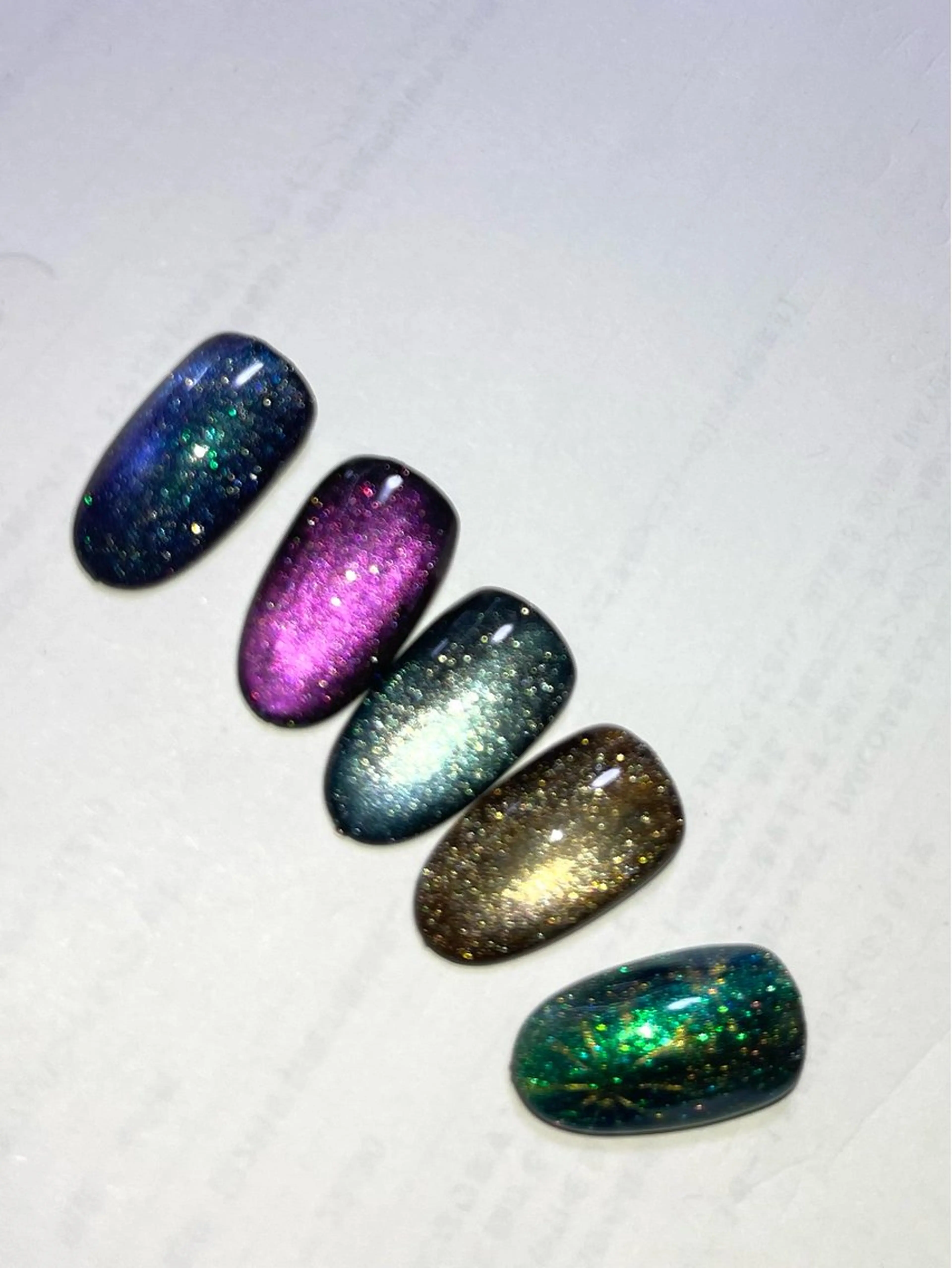 ネイル Shis_🦄shi 韓国風キラキラネイルのネイルデザイン