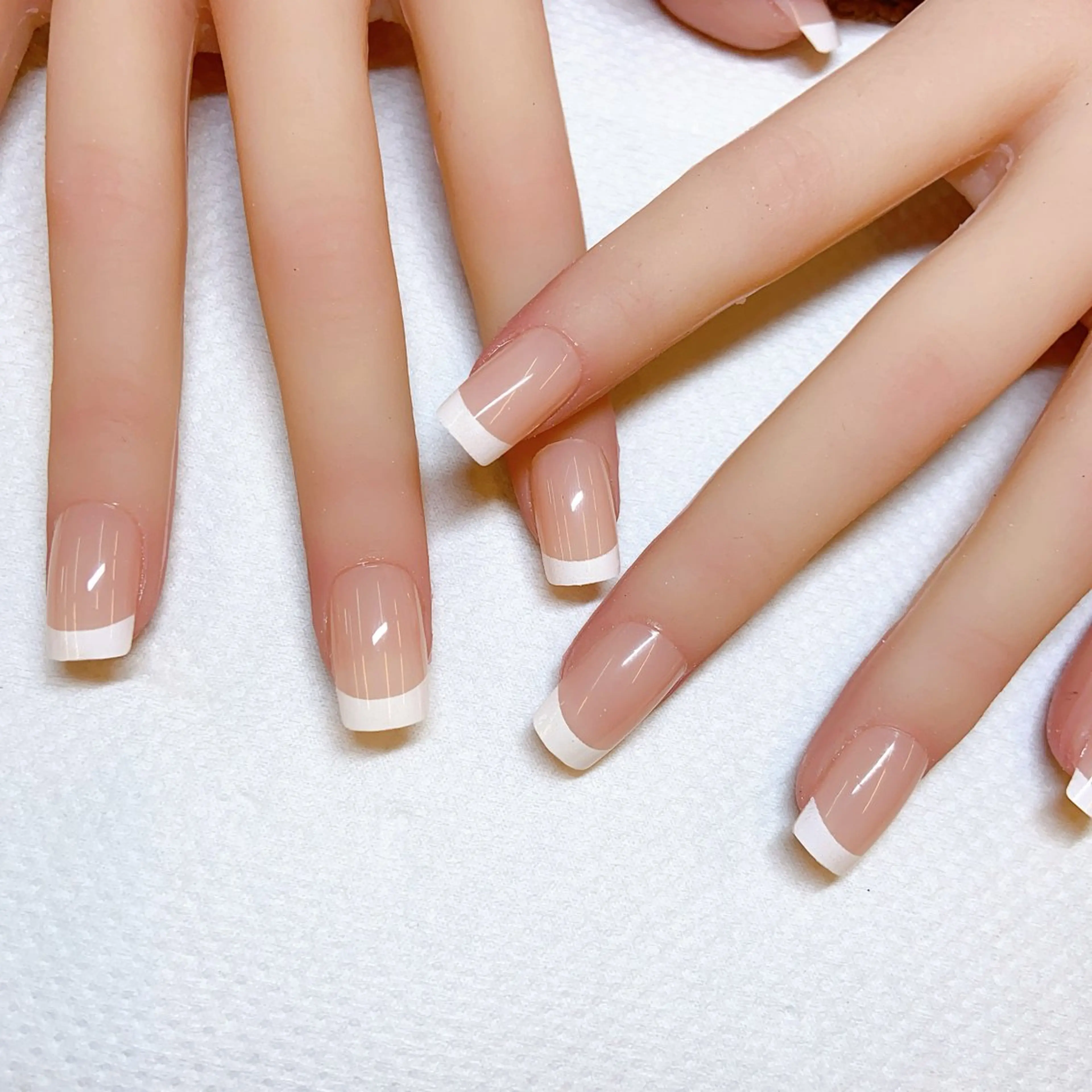 【オフ有り】フレンチネイル🎀の写真