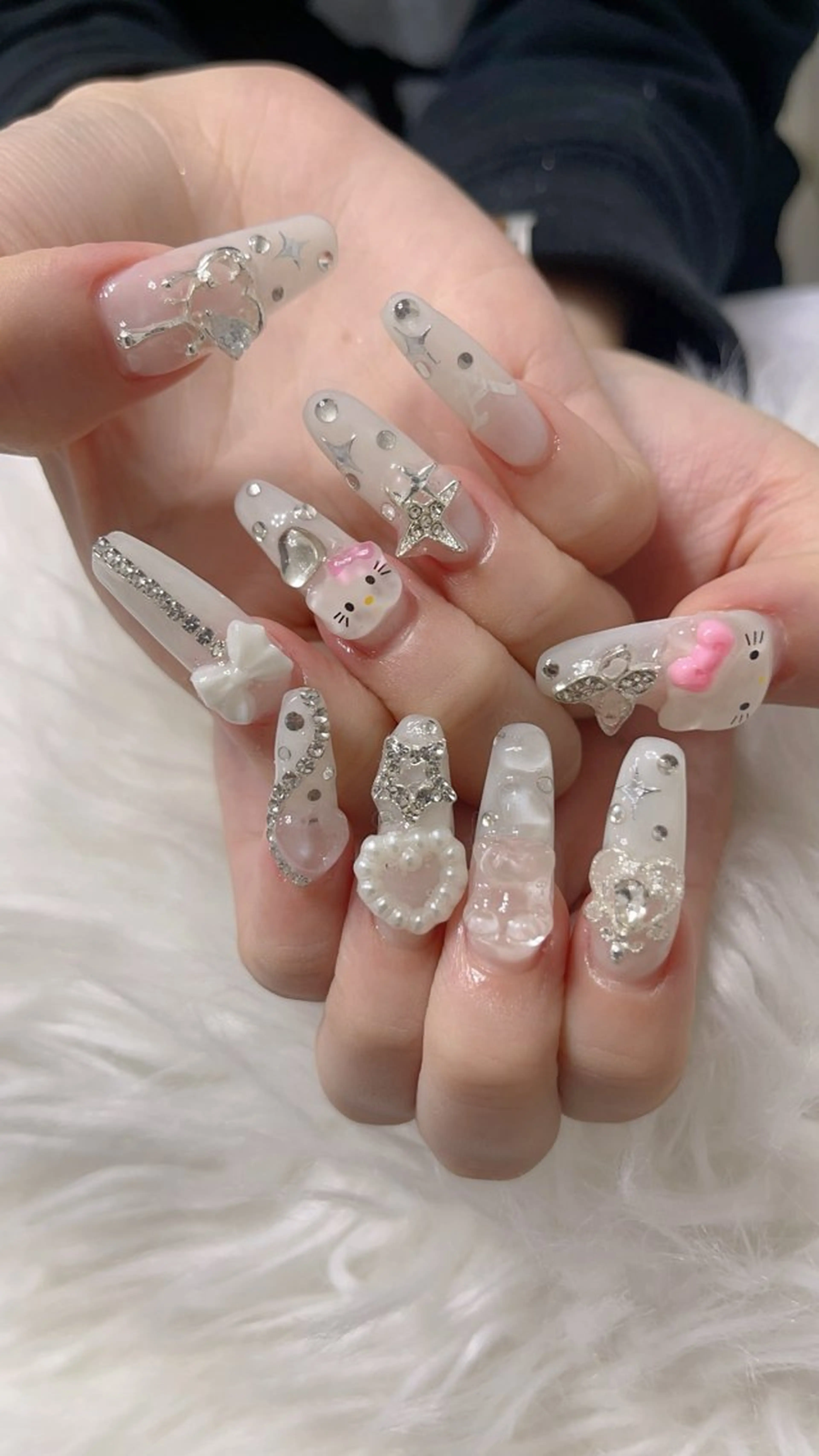 ネイル 菲菲ネイルサロン所属・FF フィフィネイルサロンのネイルデザイン