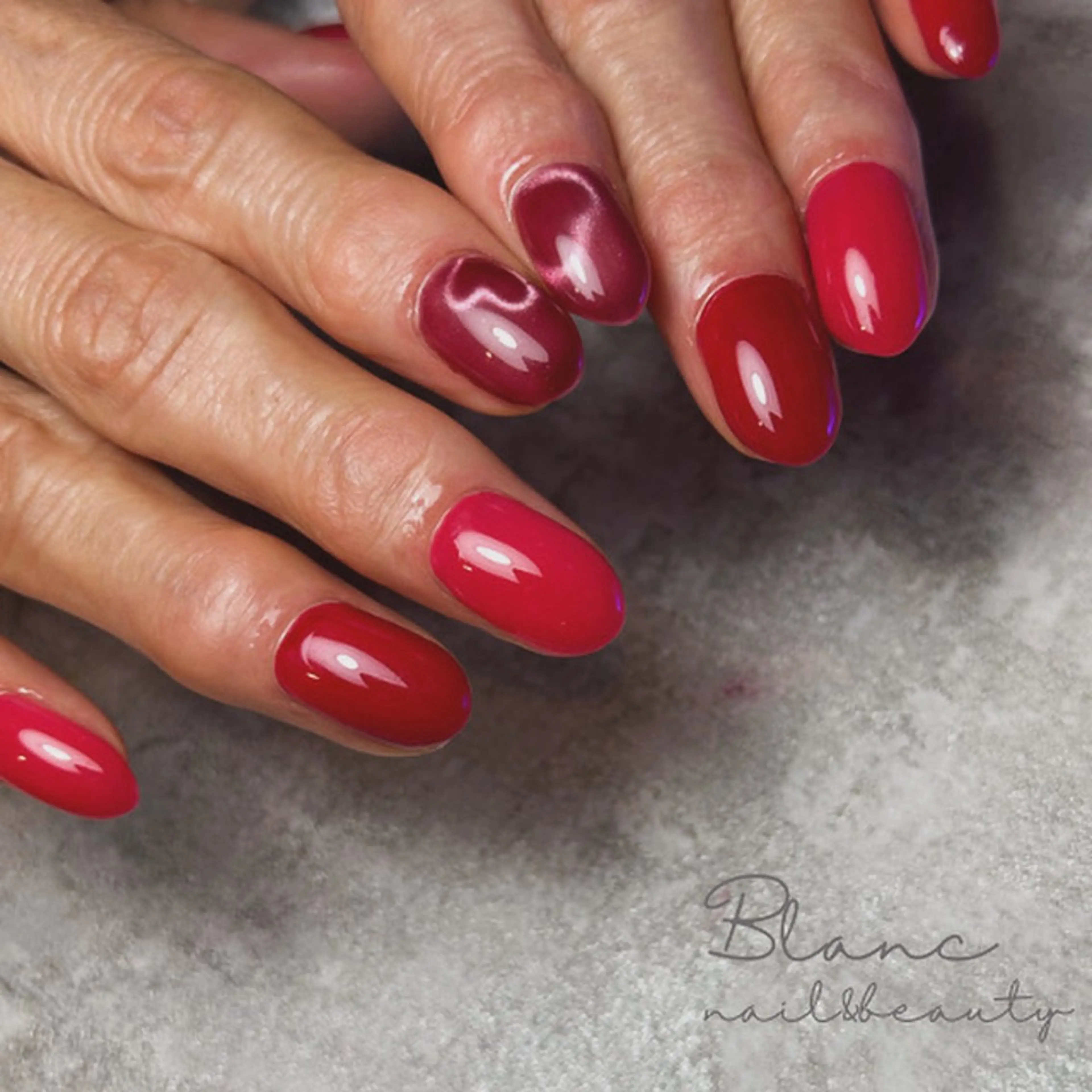 ネイル ハート マグネットネイル Blanc ブランのネイルデザイン