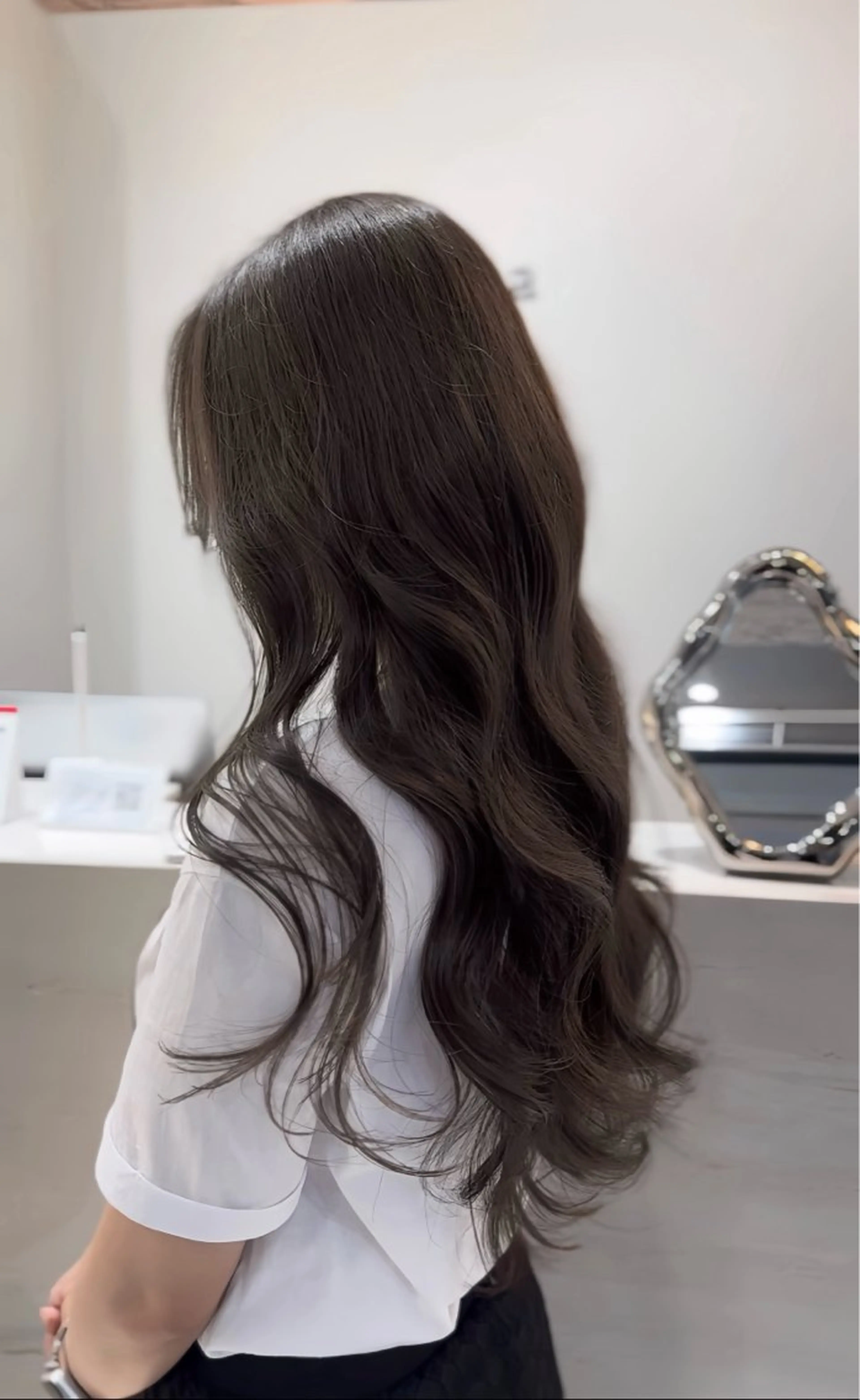 ロング ヘアカラー トリートメント 韓国ヘア🩶侑矢 艶髪透明感/福岡のヘアスタイル