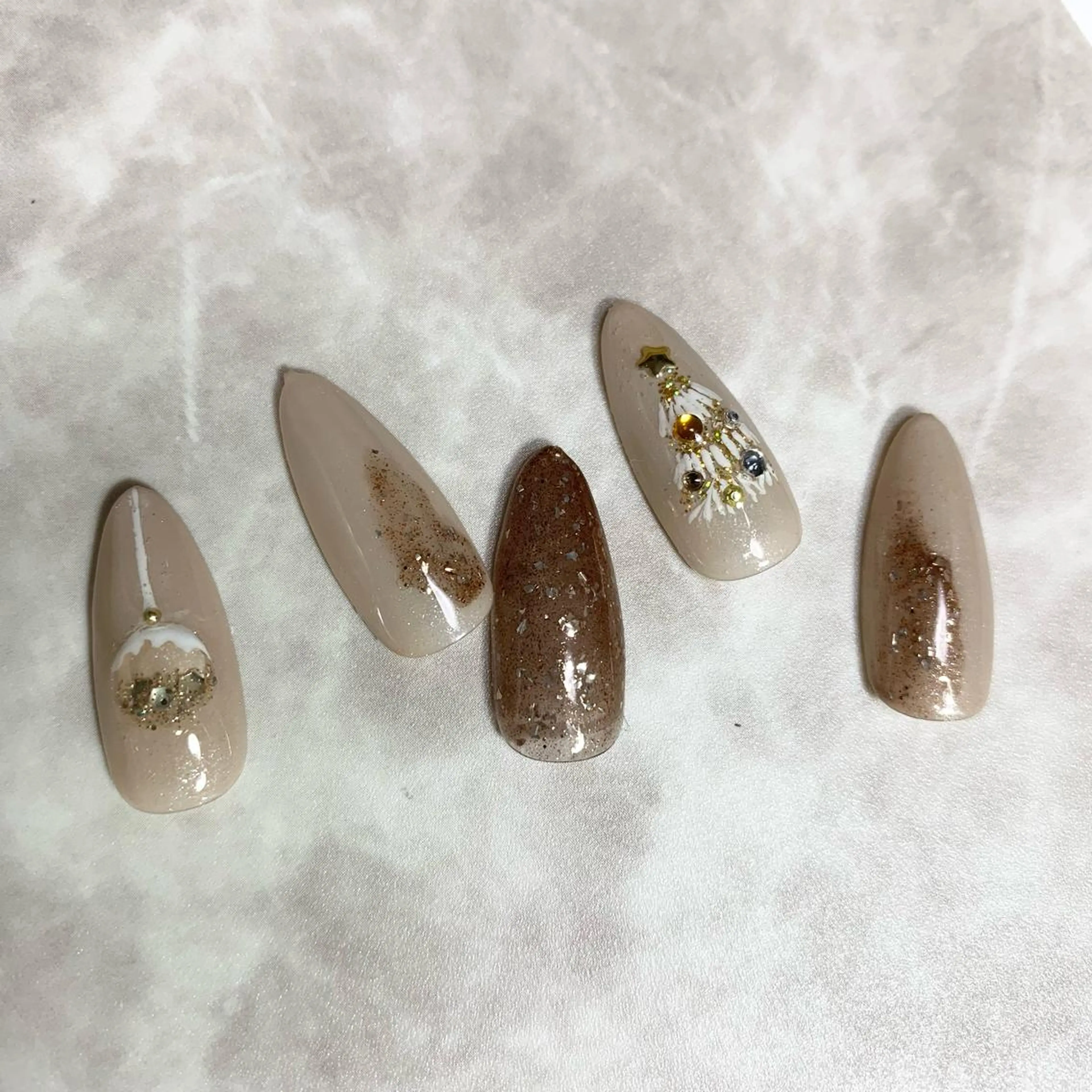 ネイル salon Hush Hushのネイルデザイン