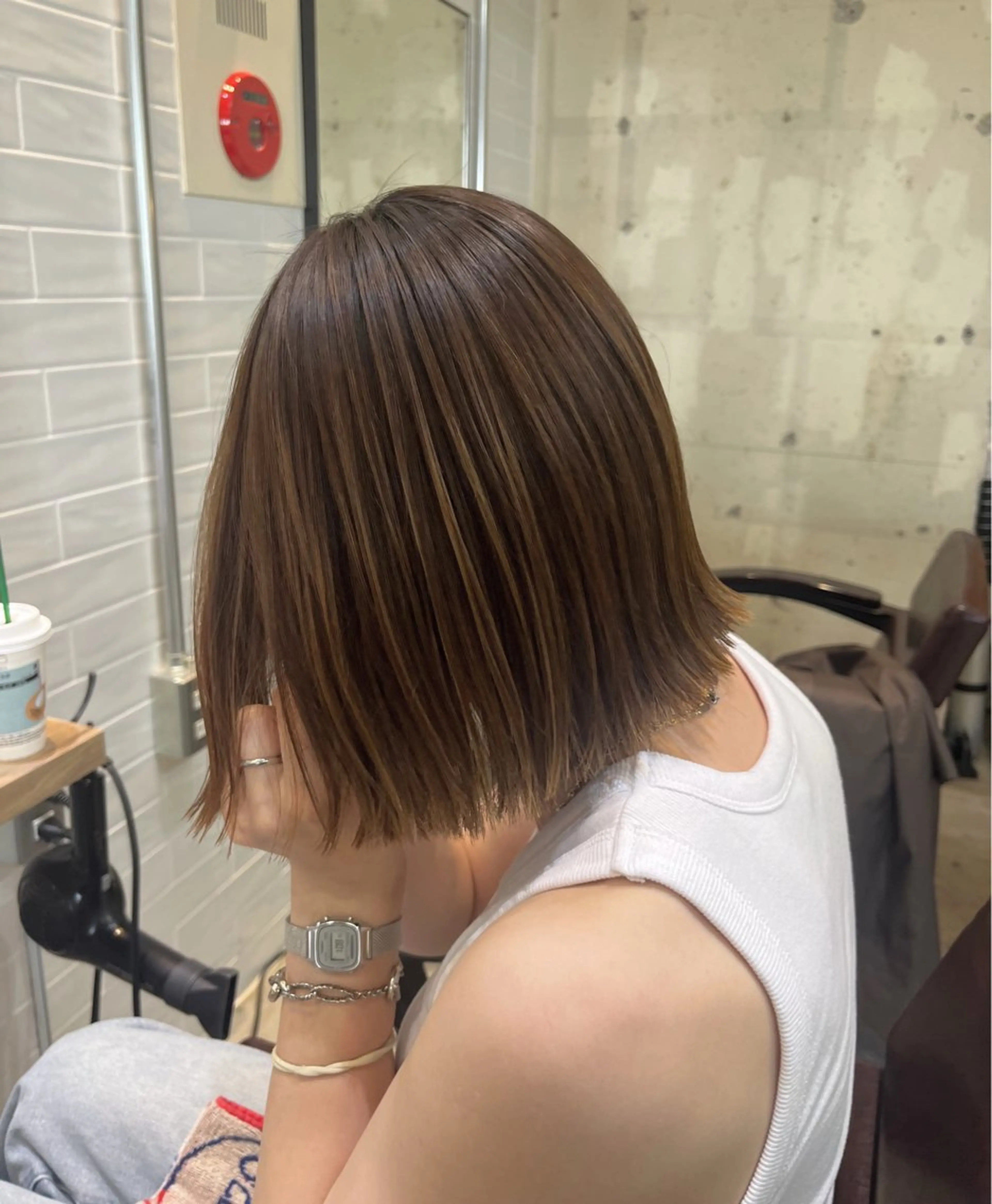 ショート カット 縮毛矯正 🦩レイヤー|透明感 カラー🦩makoのヘアスタイル