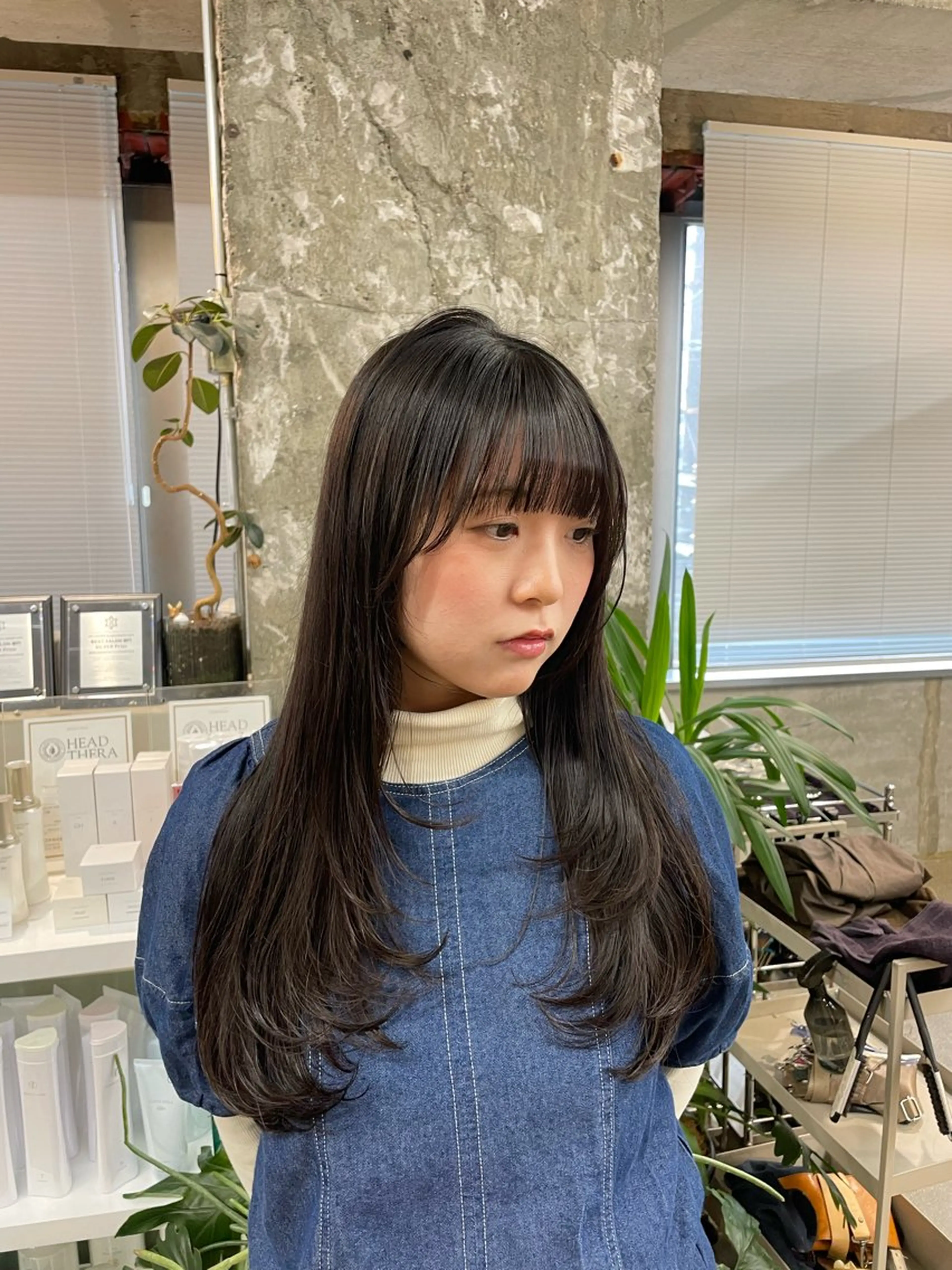 ロング カット アライ レンカのヘアスタイル