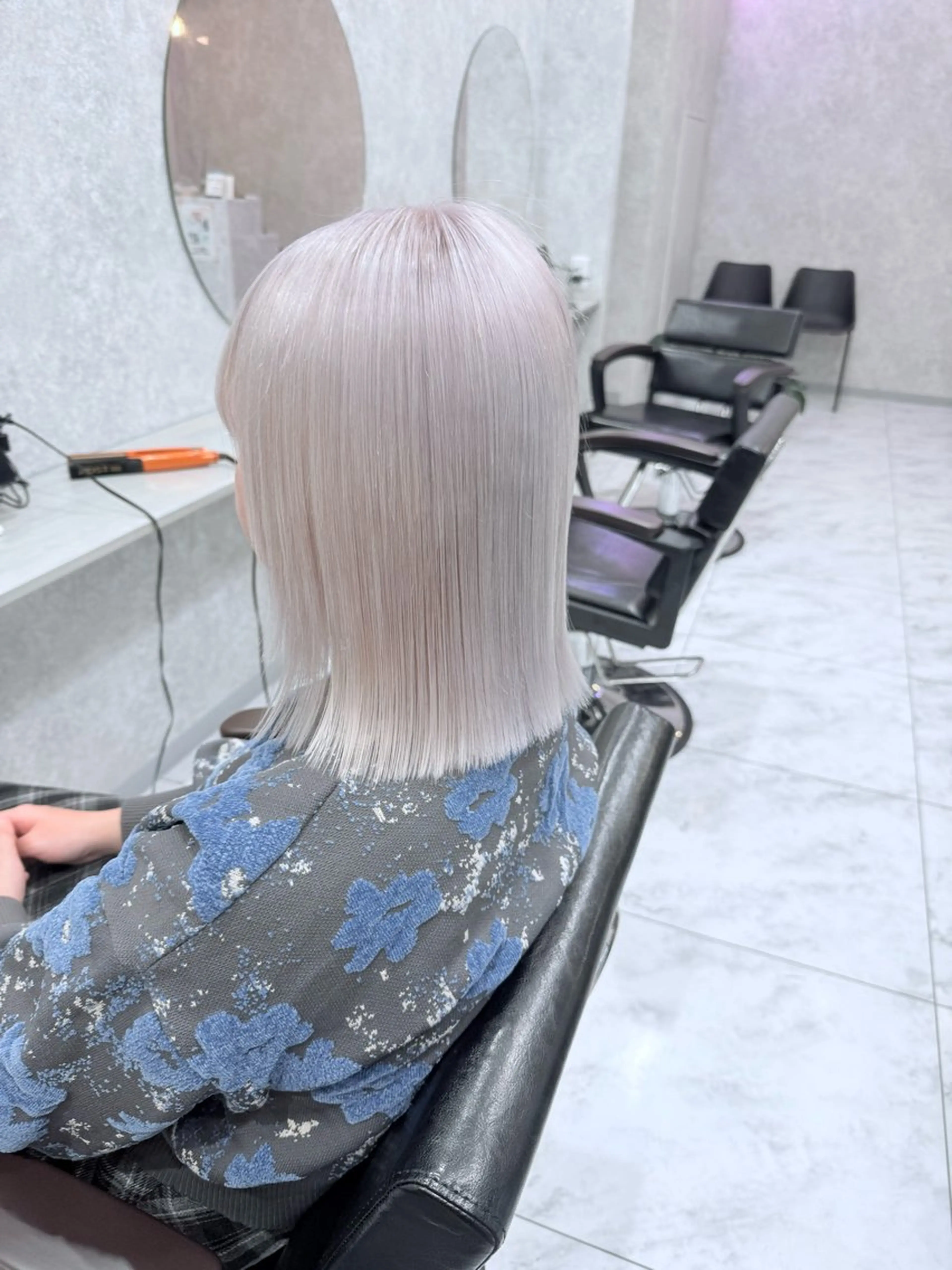 ミディアム カラー ブリーチ ケアブリーチ デザインカラー ダブルカラー ハイトーンカラー ヘアカラー 🌈派手髪ハイトーン 🌈鈴木亮太🌈のヘアスタイル