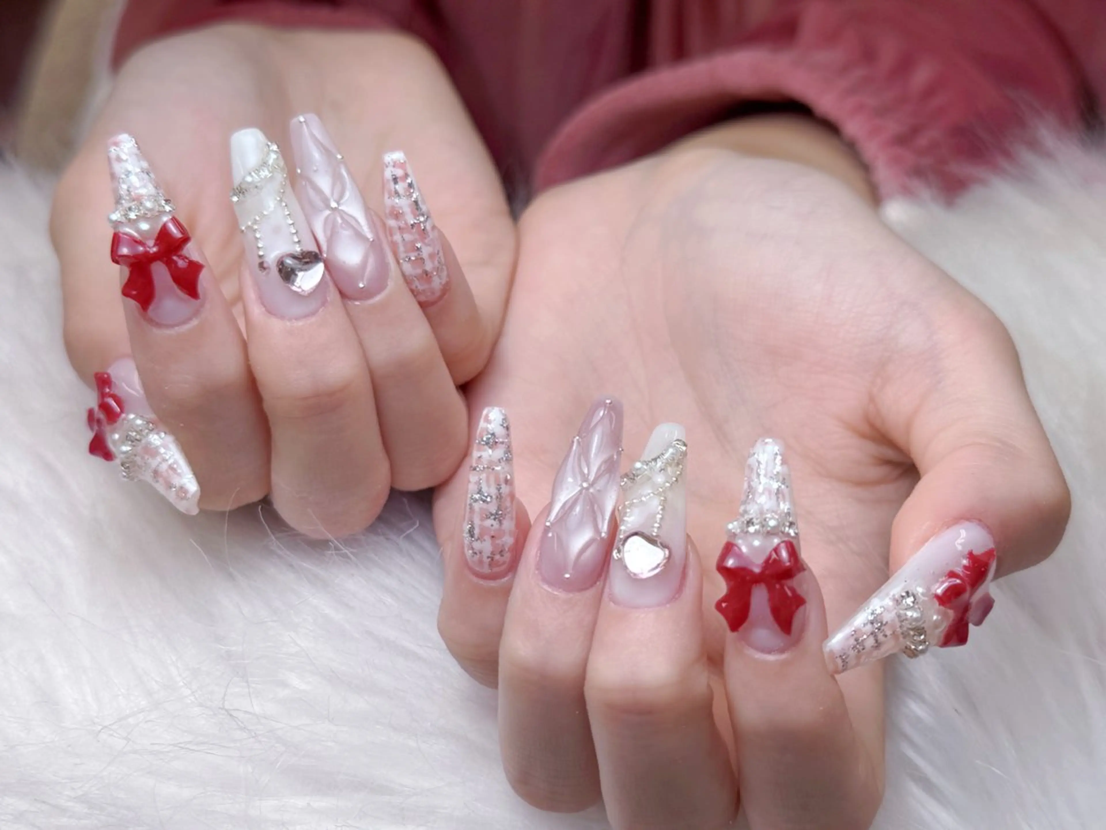 ネイル アートネイル 成人式 ネイルチップ 冬ネイル クリスマス ハンドネイル Jenn Nail_ ヘビのネイルデザイン