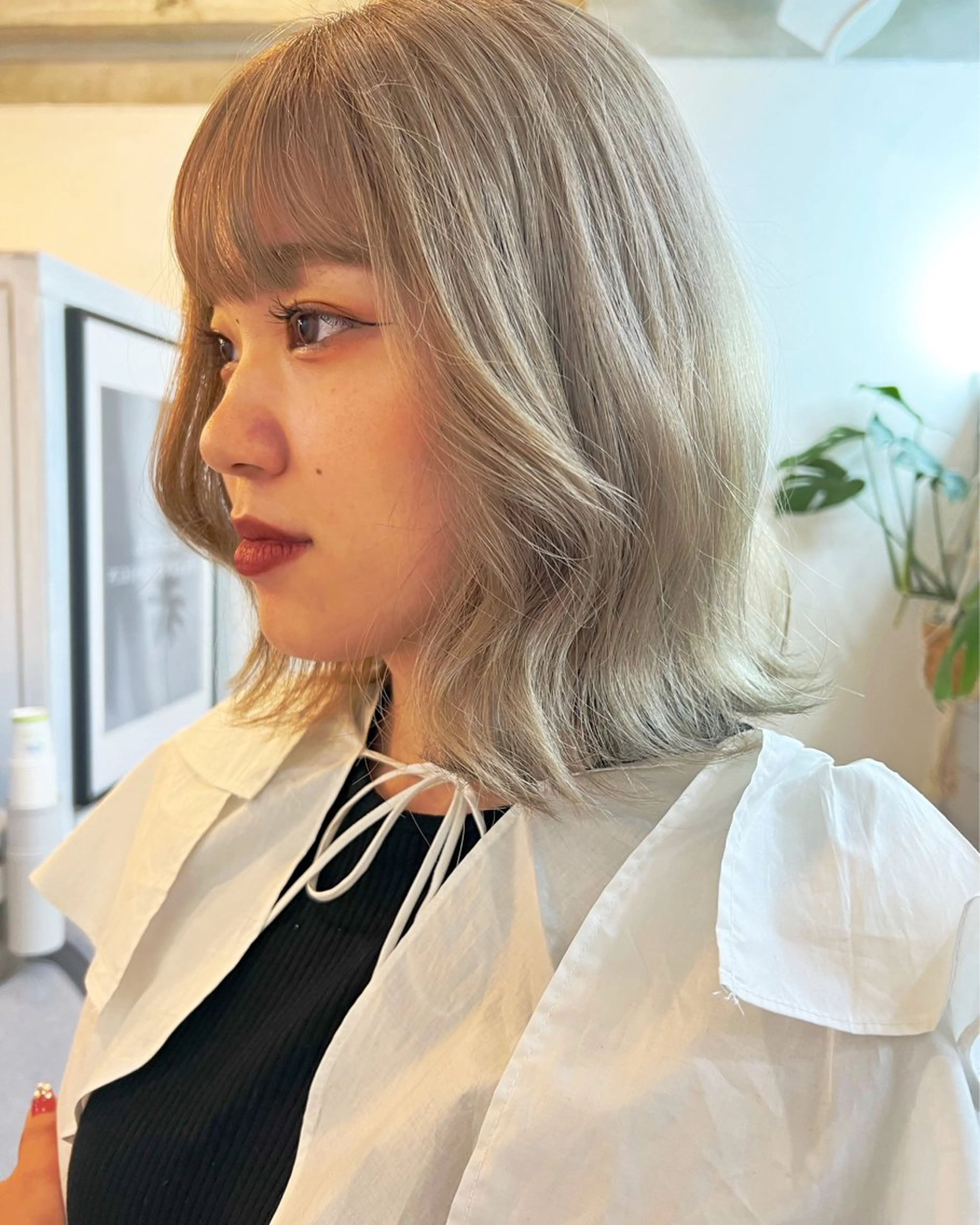 カラー YUI ハイトーンカラーのヘアスタイル