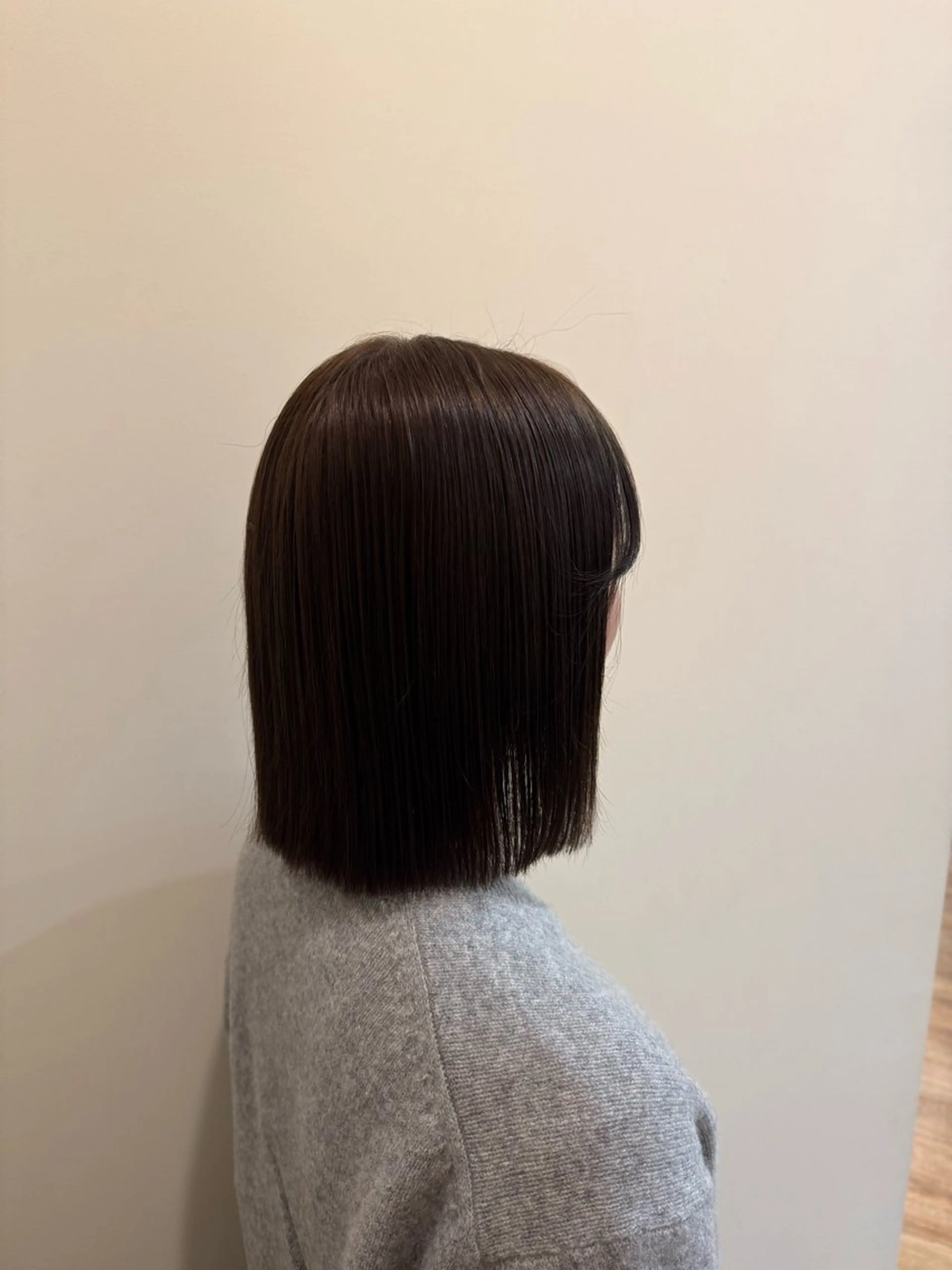 ミディアム 對馬 小菜美のヘアスタイル
