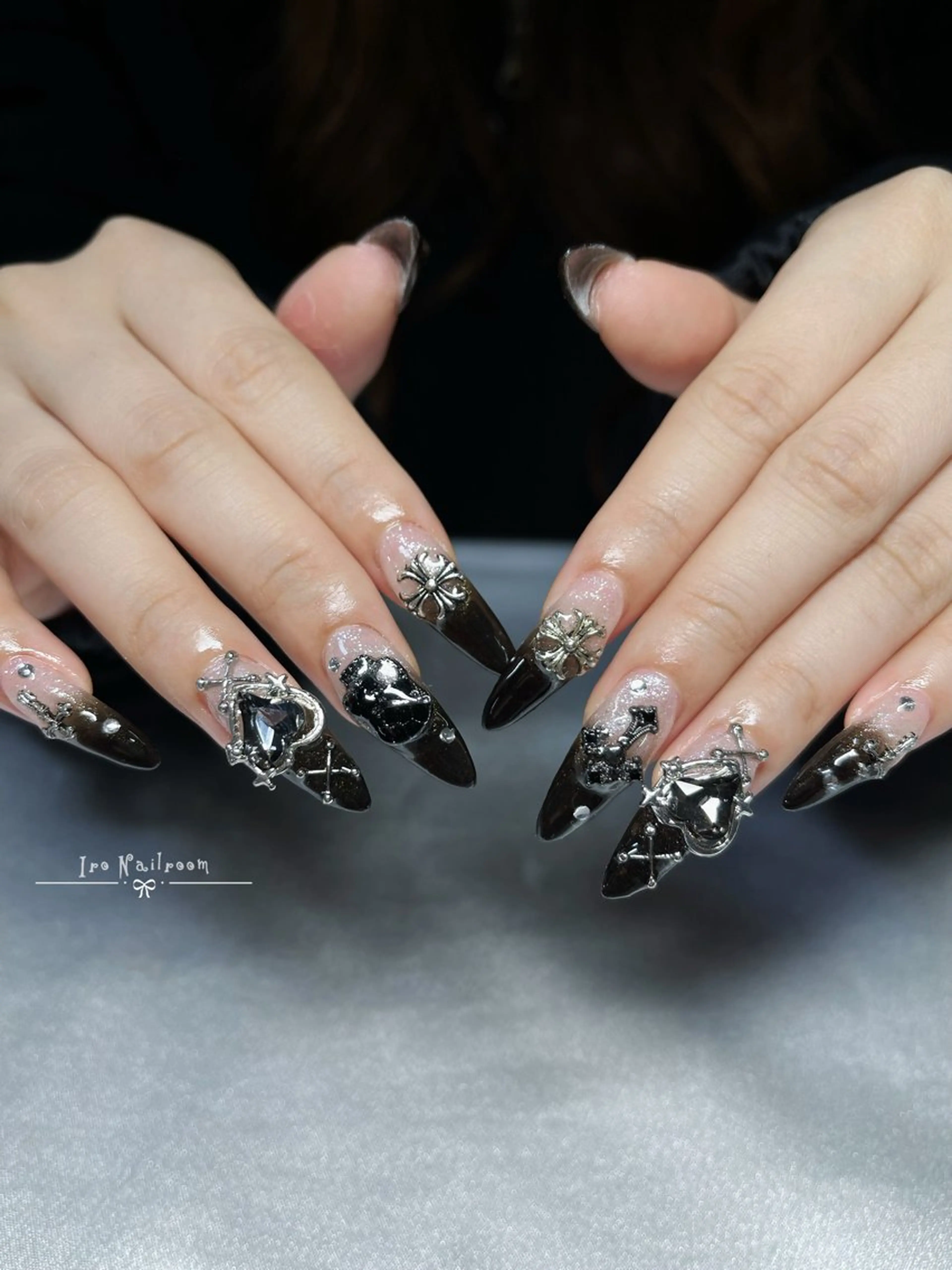 ネイル ハンドネイル Shachi Shachiのネイルデザイン