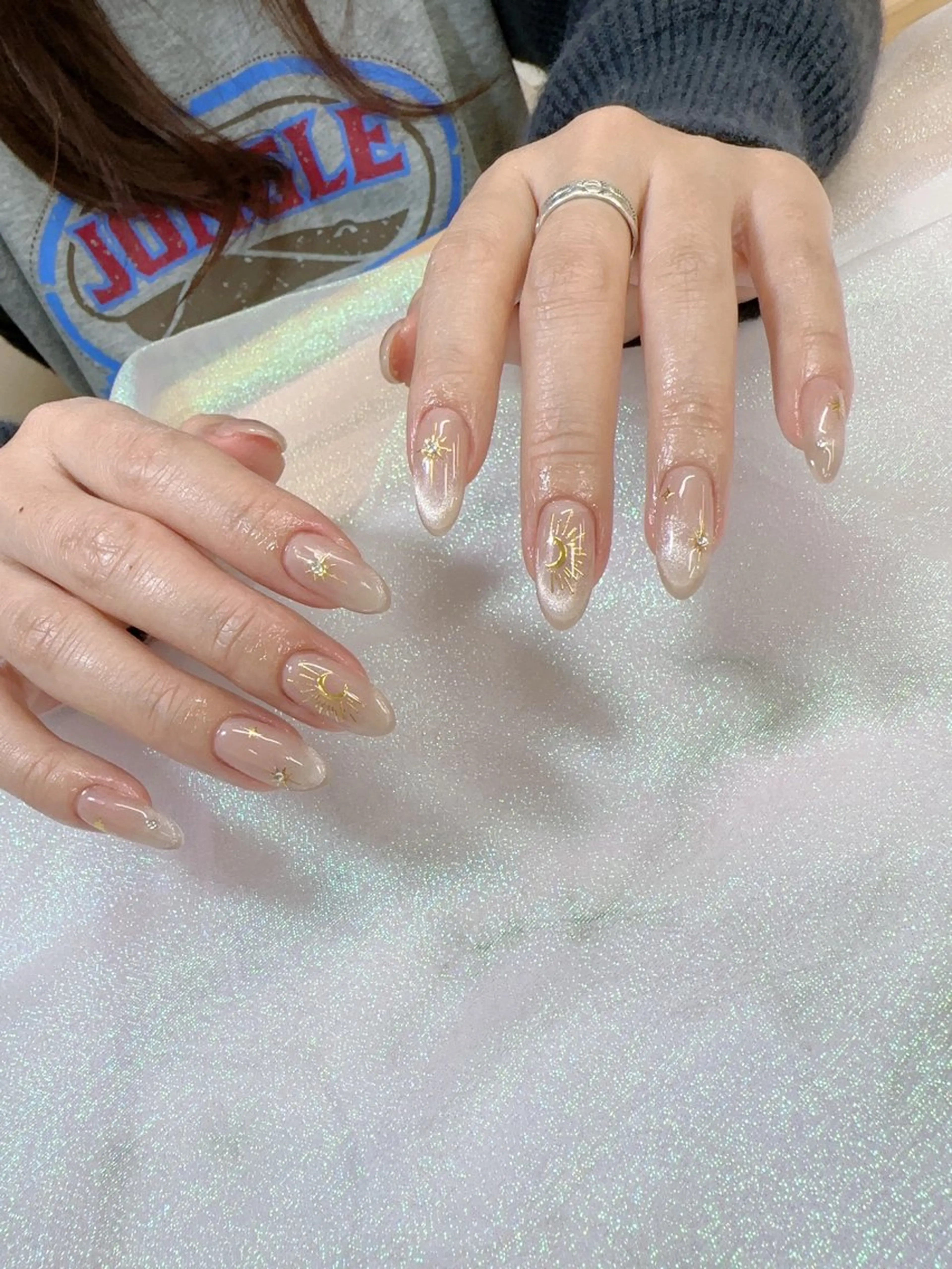 ネイル Hey🌈NAIL 長さ出し専門店のネイルデザイン