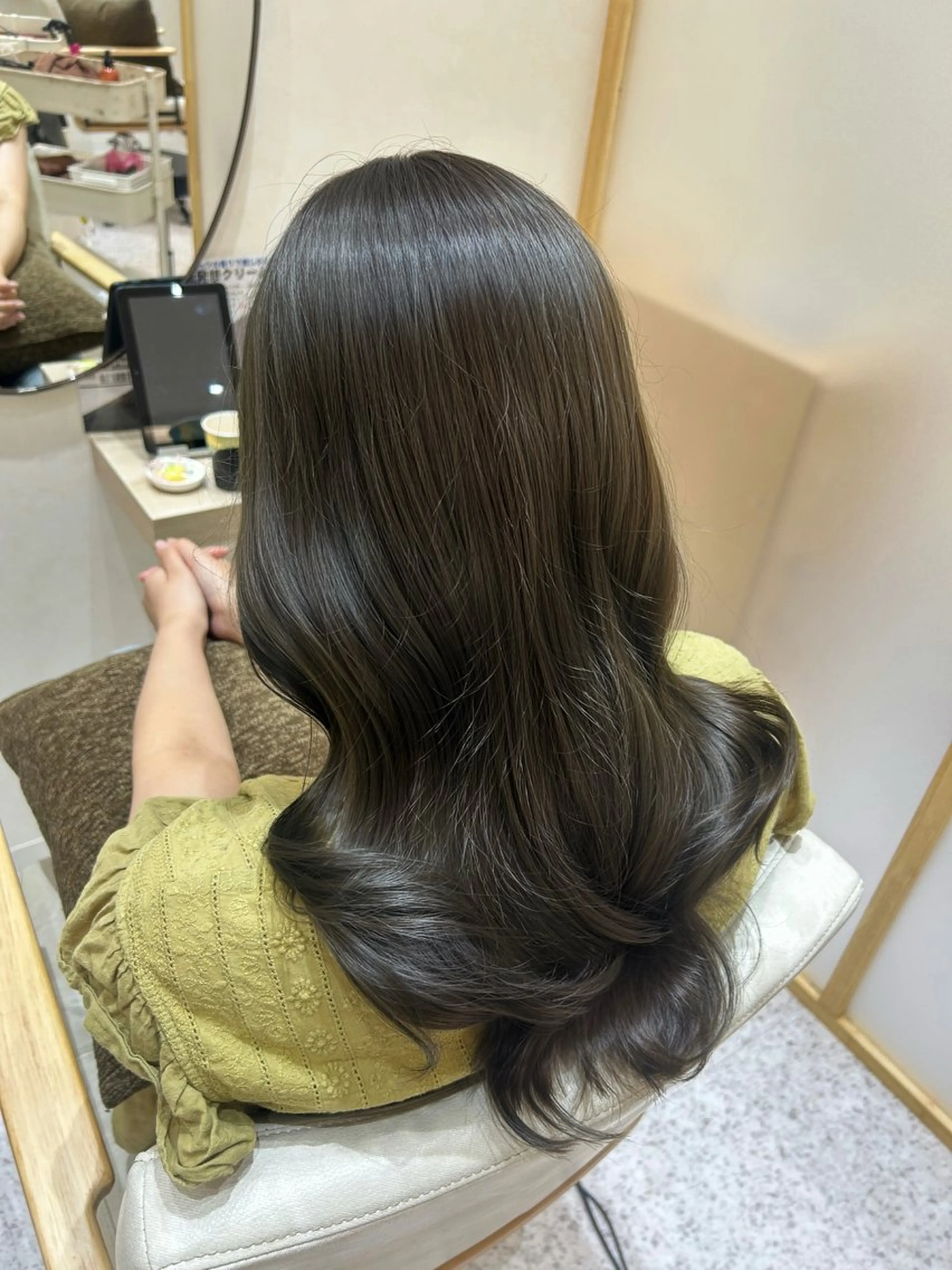 セミロング カラー Yamamoto 半個室美容室zinaのヘアスタイル