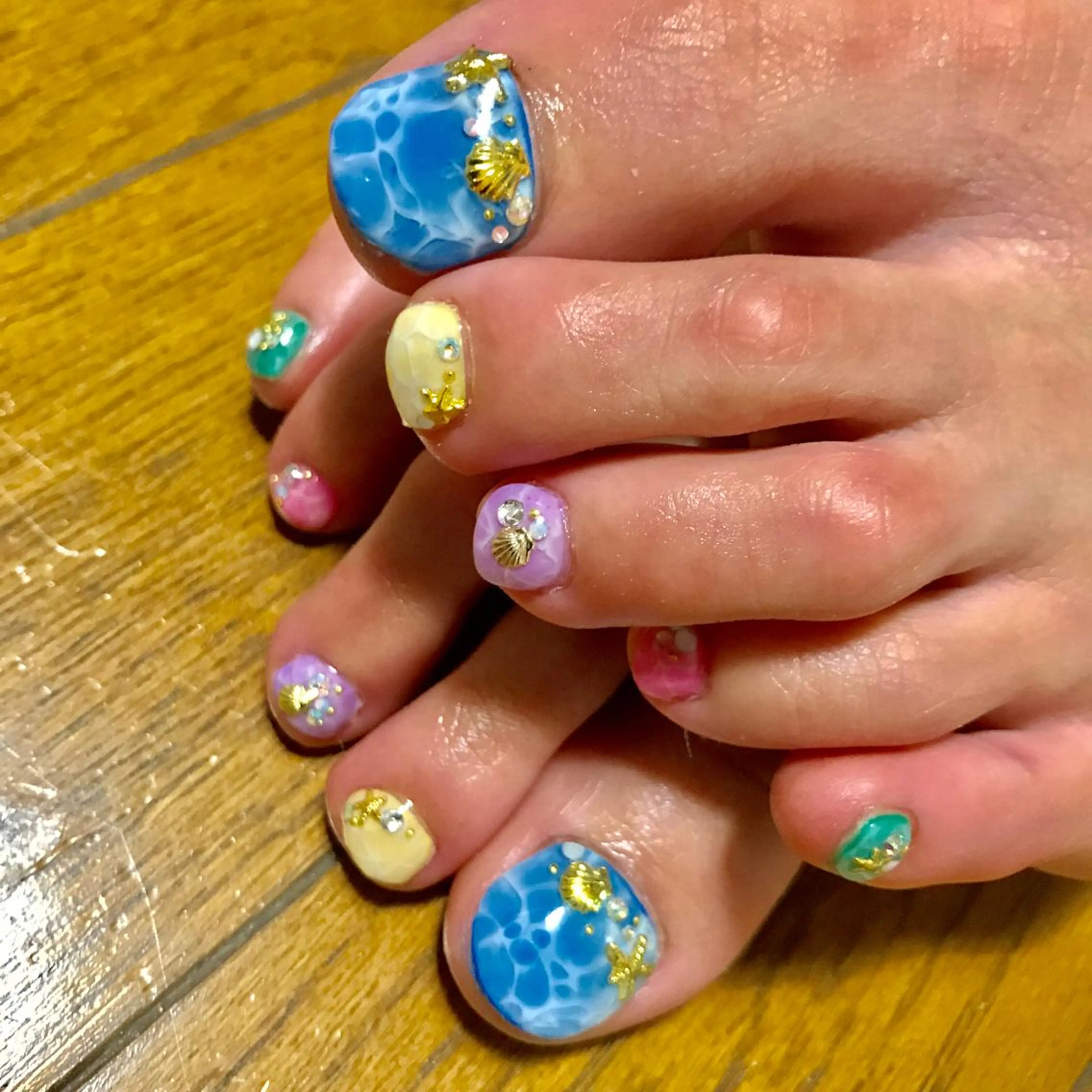 ネイル アートネイル ハンドネイル ハンドケア 安藤 Charlotteのネイルデザイン