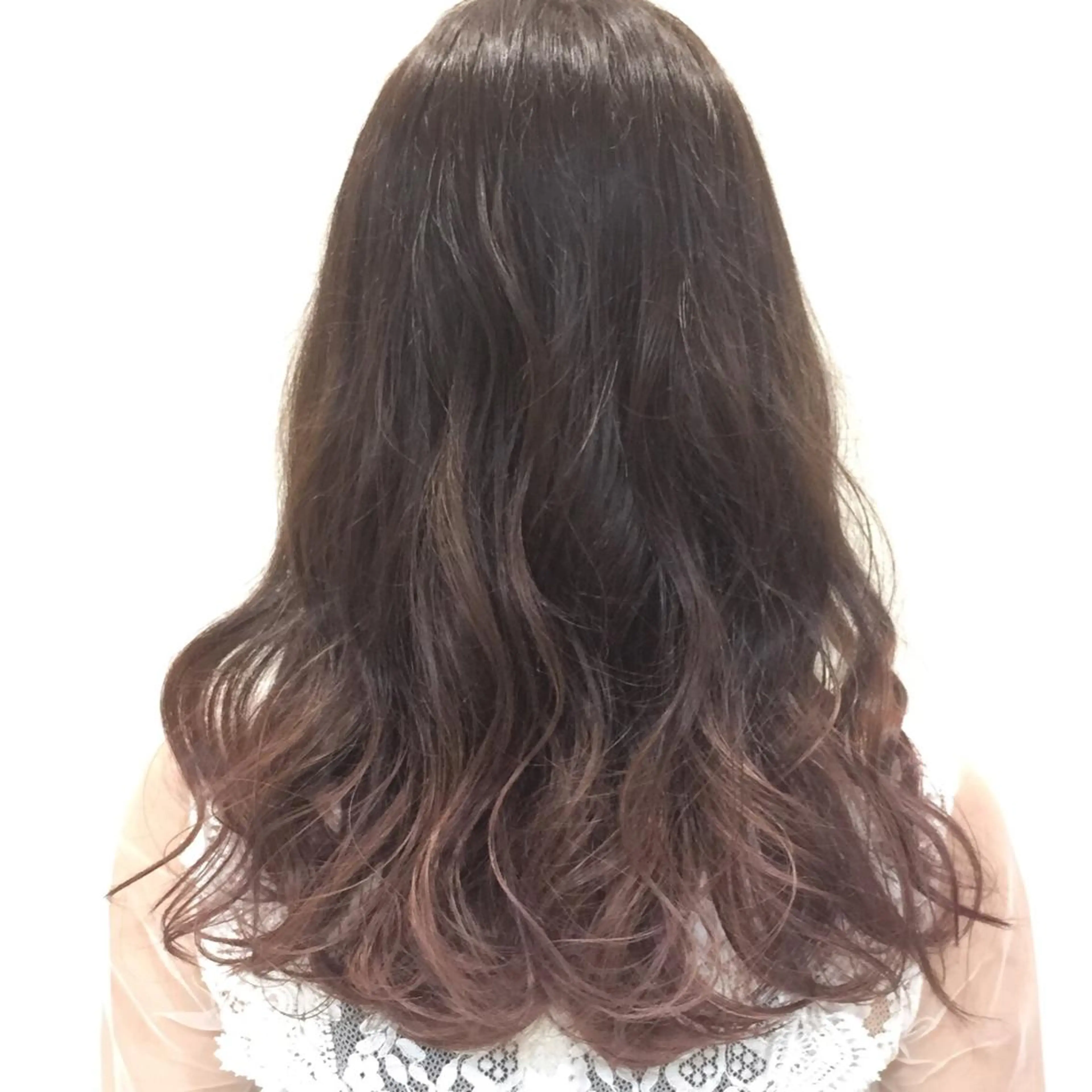 ロング カラー グラデーションカラー 中林 由佳のヘアスタイル