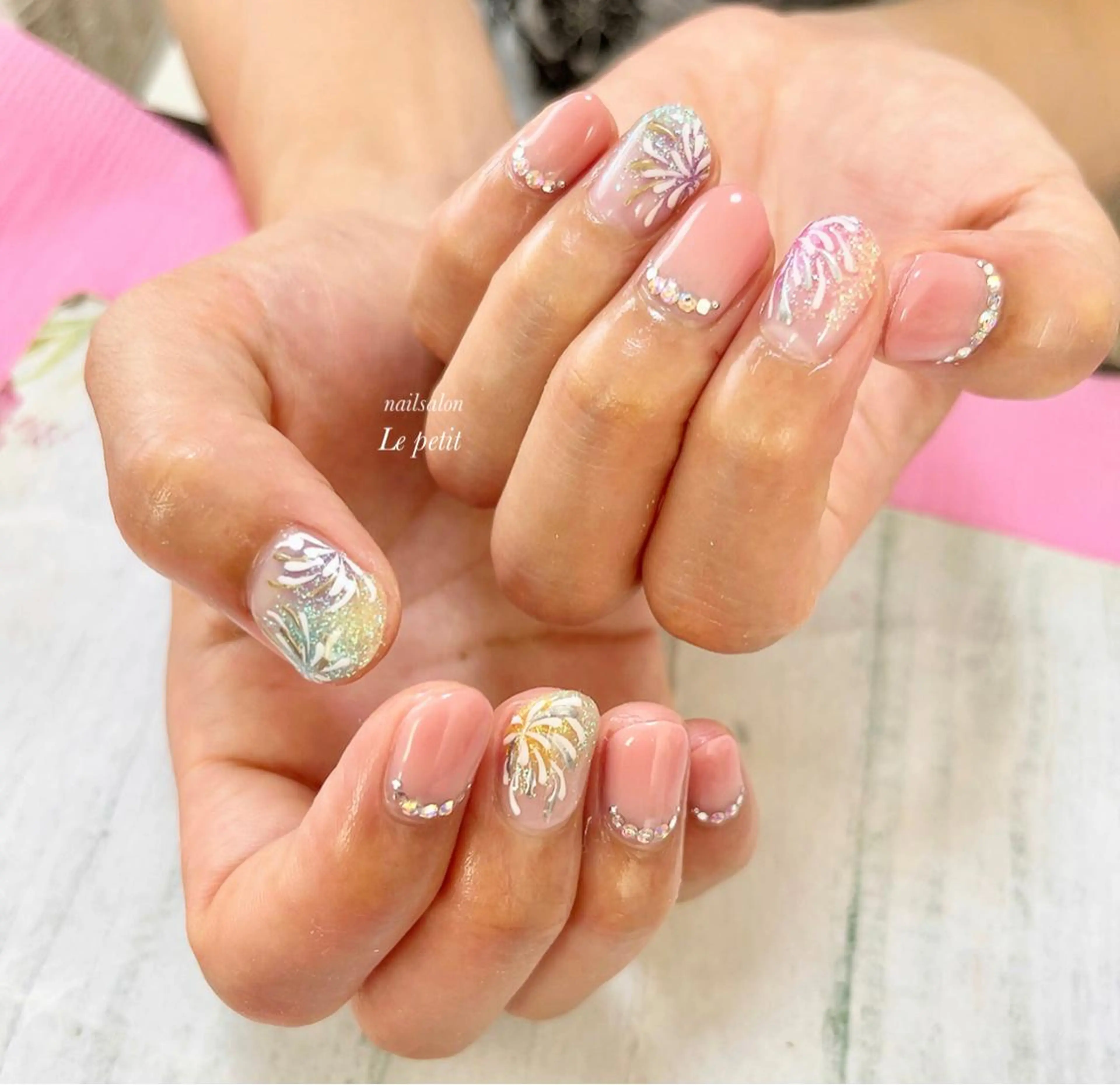 ネイル 石野 広佳のネイルデザイン