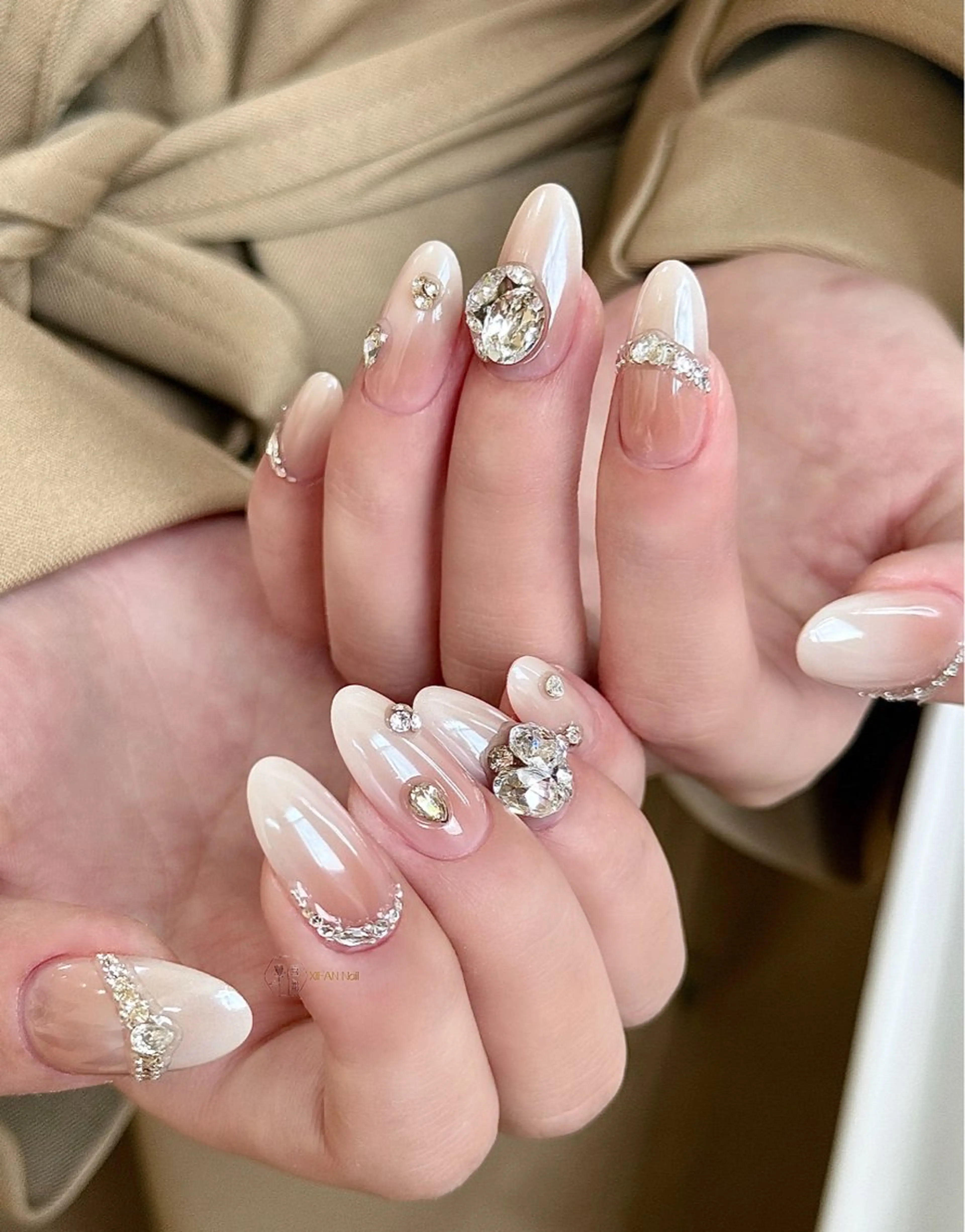 ネイル Maggie チョウチョウのネイルデザイン