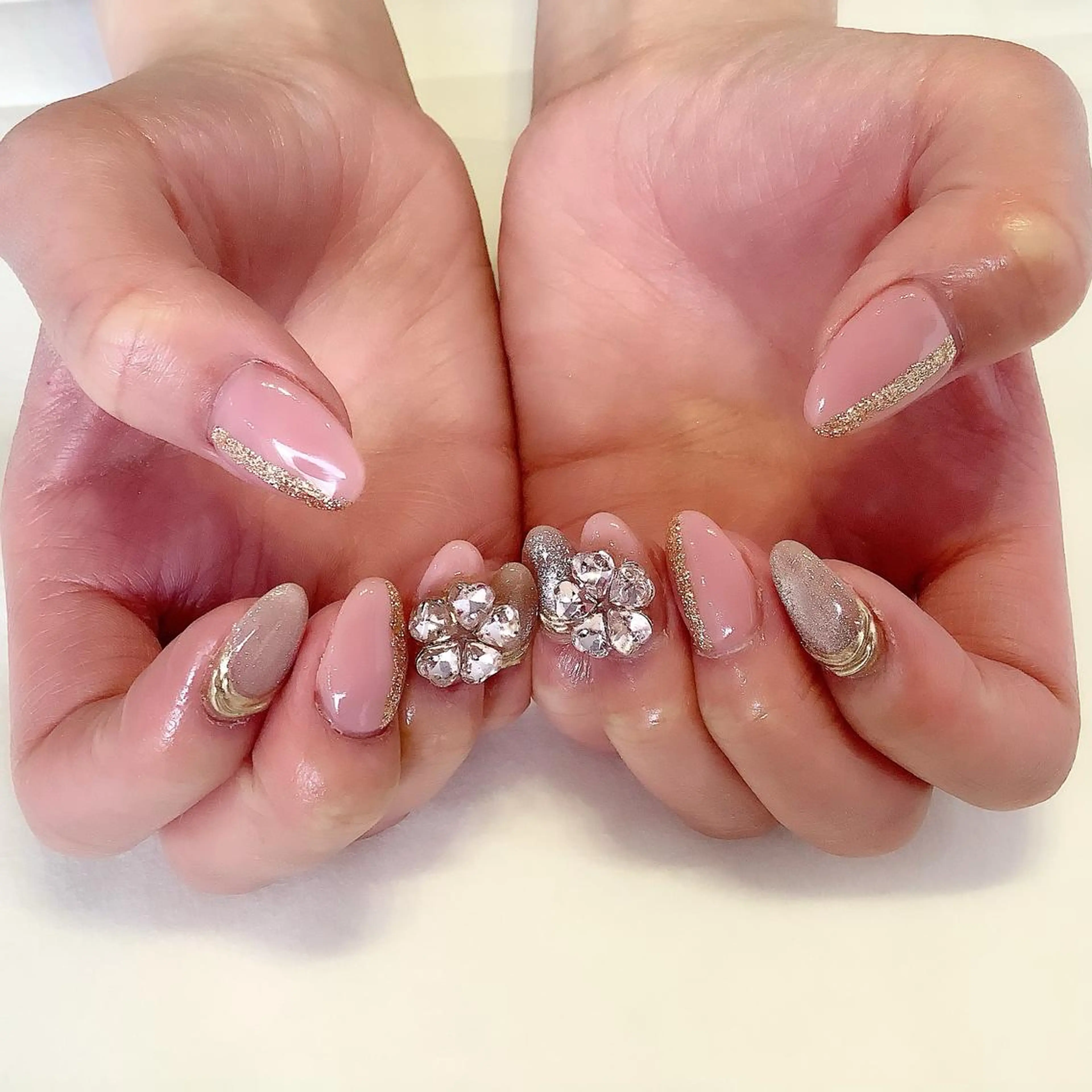 ネイル ハンドネイル 💎🐰 saki. m 🐰💎のネイルデザイン