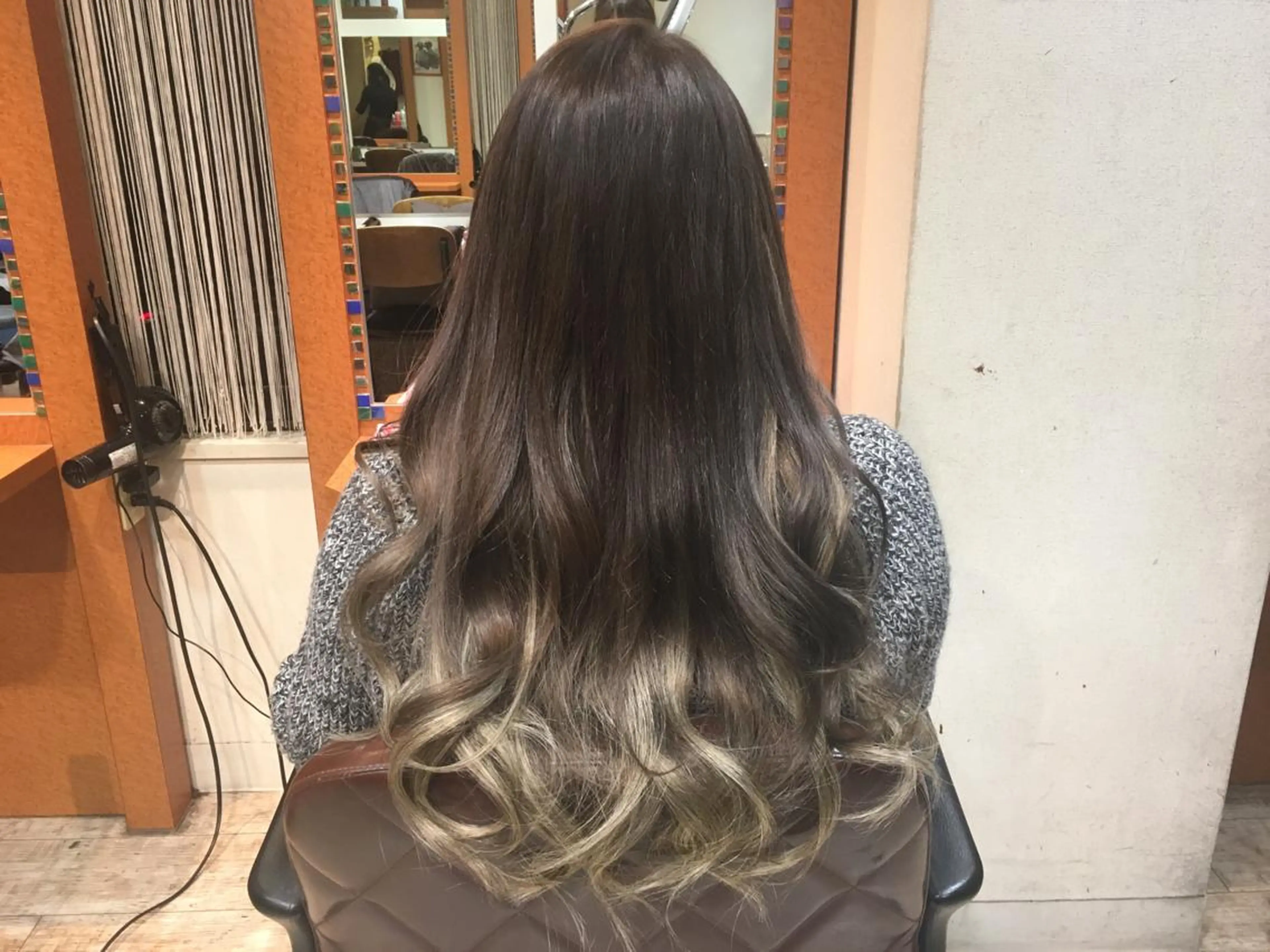 ロング カラー ブリーチ エクステ リピート指名no.1 /ruiのヘアスタイル