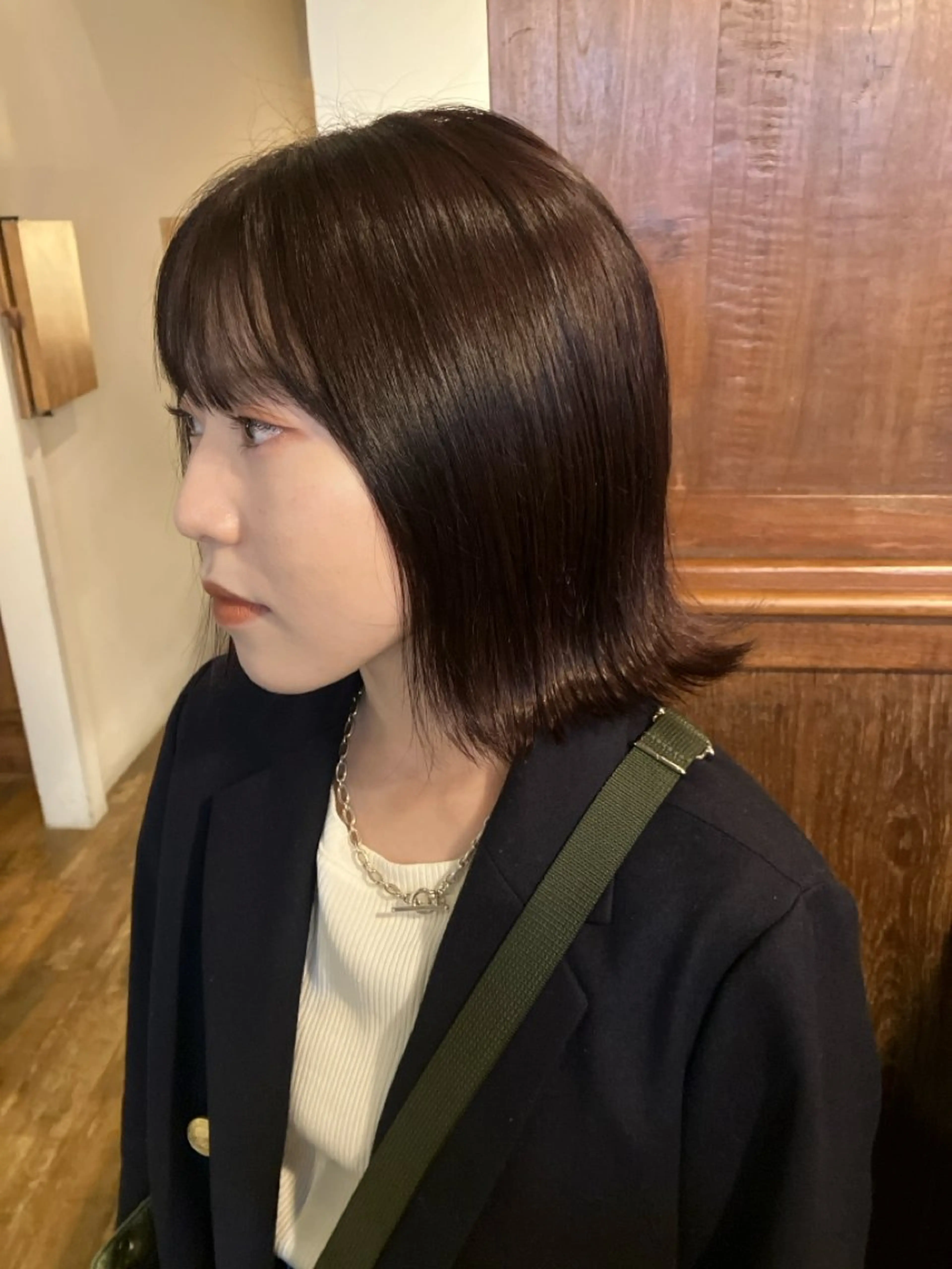 ミディアム カット ヘアカラー loty hair design所属・SEIRA🤍 レイヤーカットのヘアスタイル