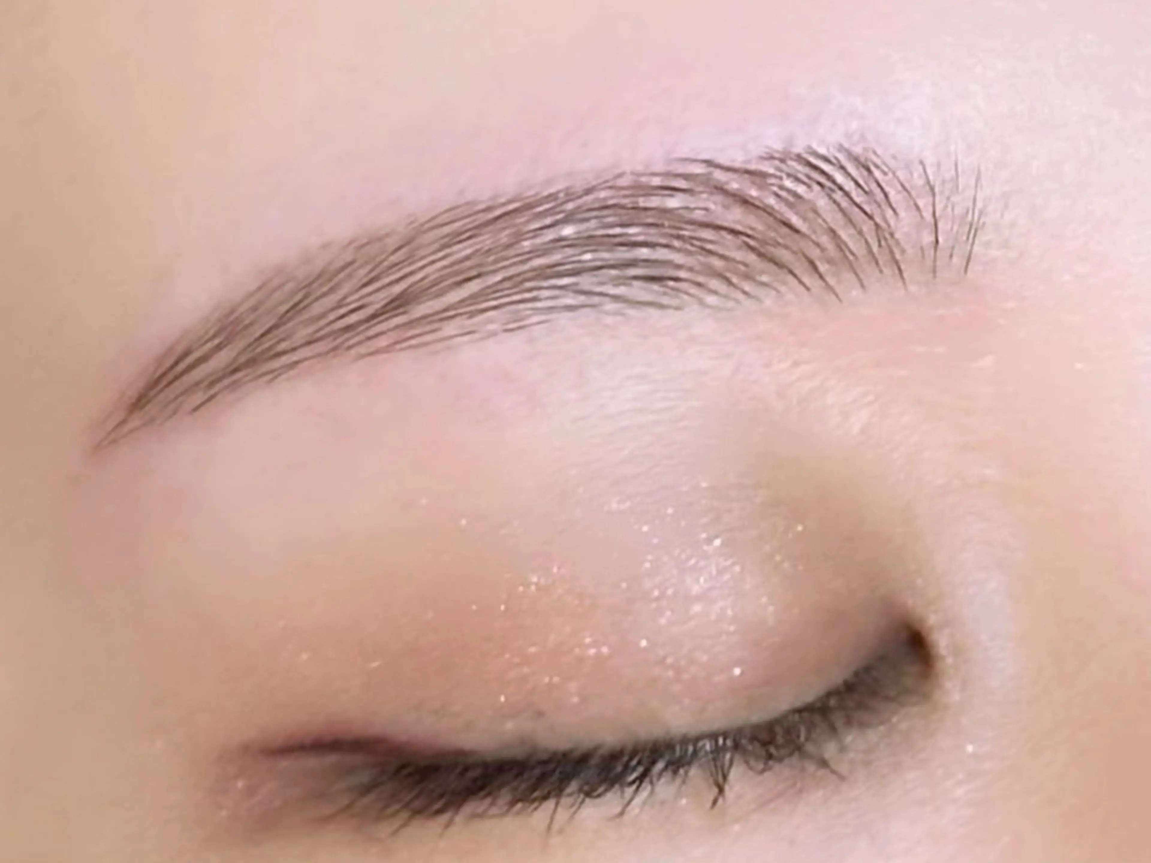 アイブロウ Nixie akaneのマツエク・マツパデザイン