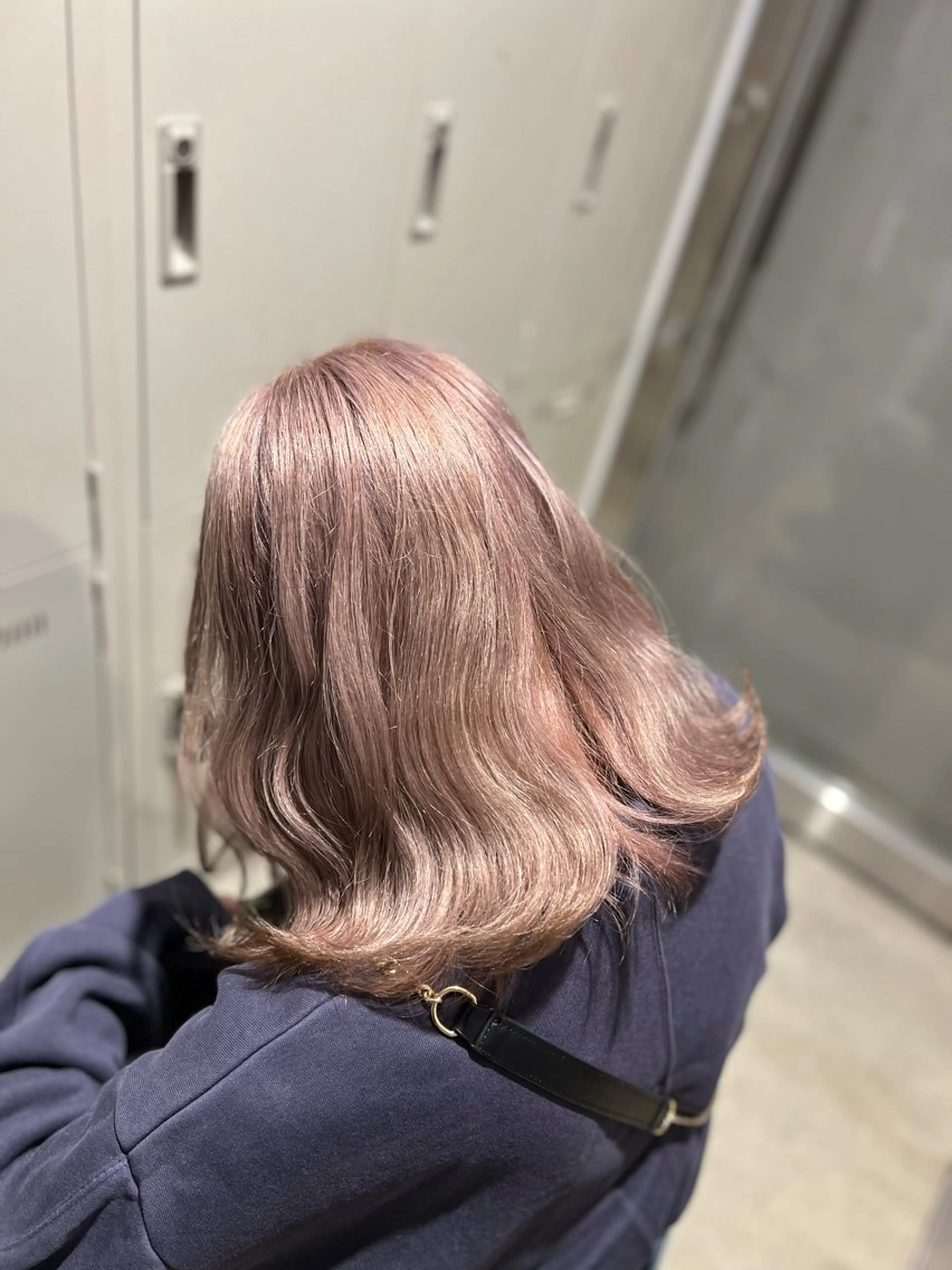 セミロング カラー ヘアカラー 韓国レイヤーカット /REIのヘアスタイル