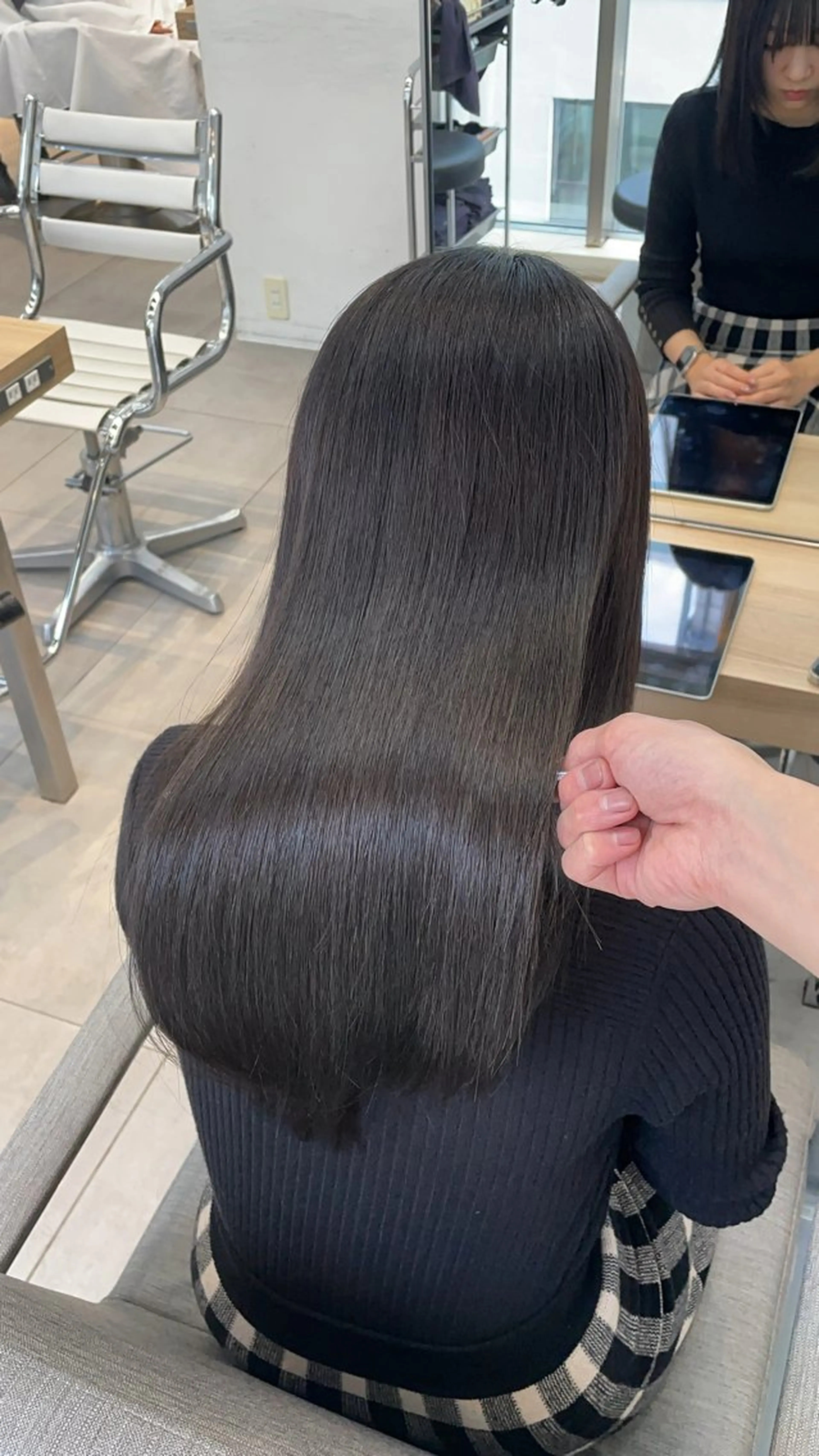 ロング カラー ヘアカラー 縮毛矯正 トリートメント ✨髪質改善✨美髪 矯正🫧小泉のヘアスタイル