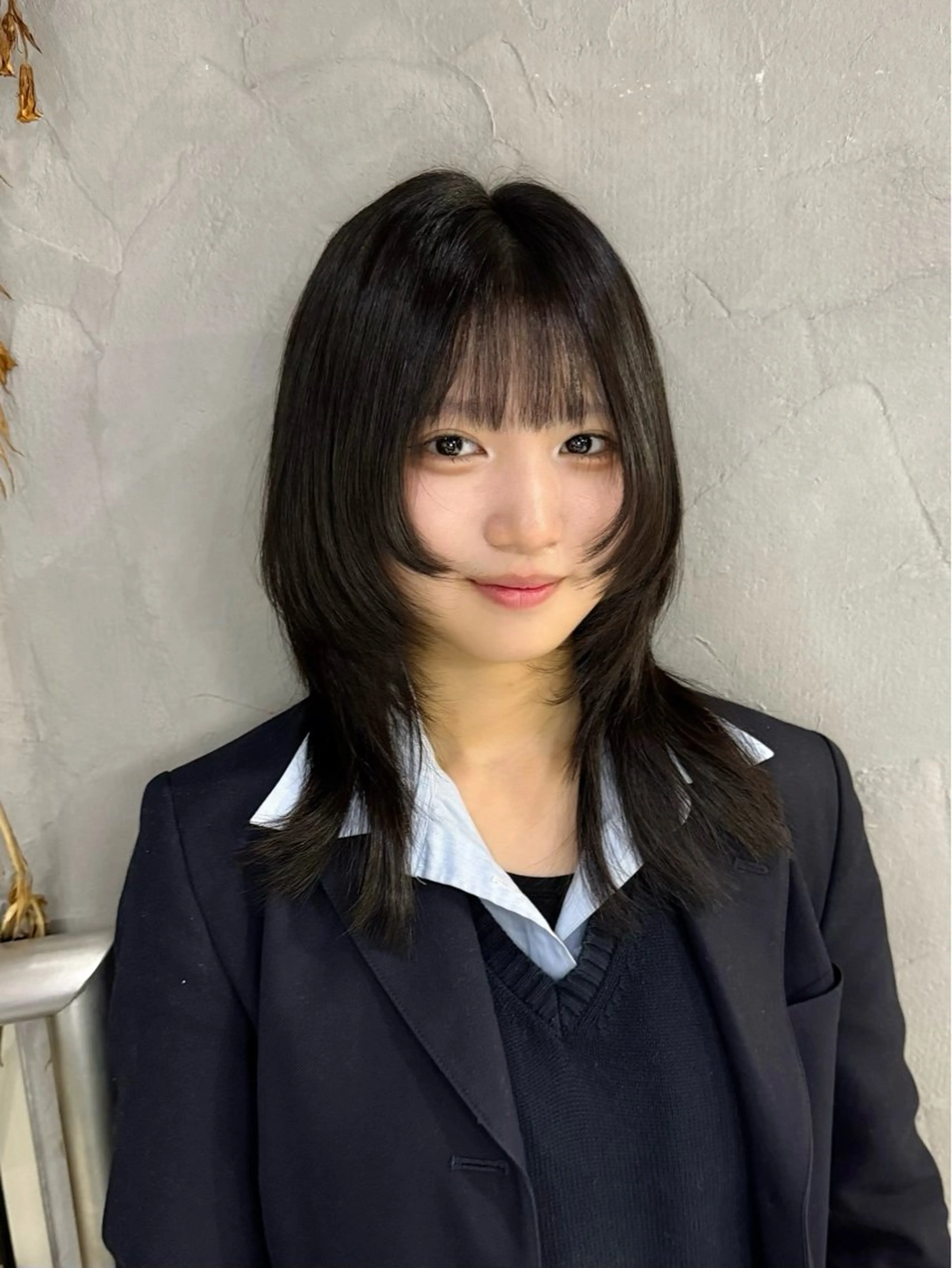 セミロング カット ウルフ/レイヤー🪐 MANAのヘアスタイル