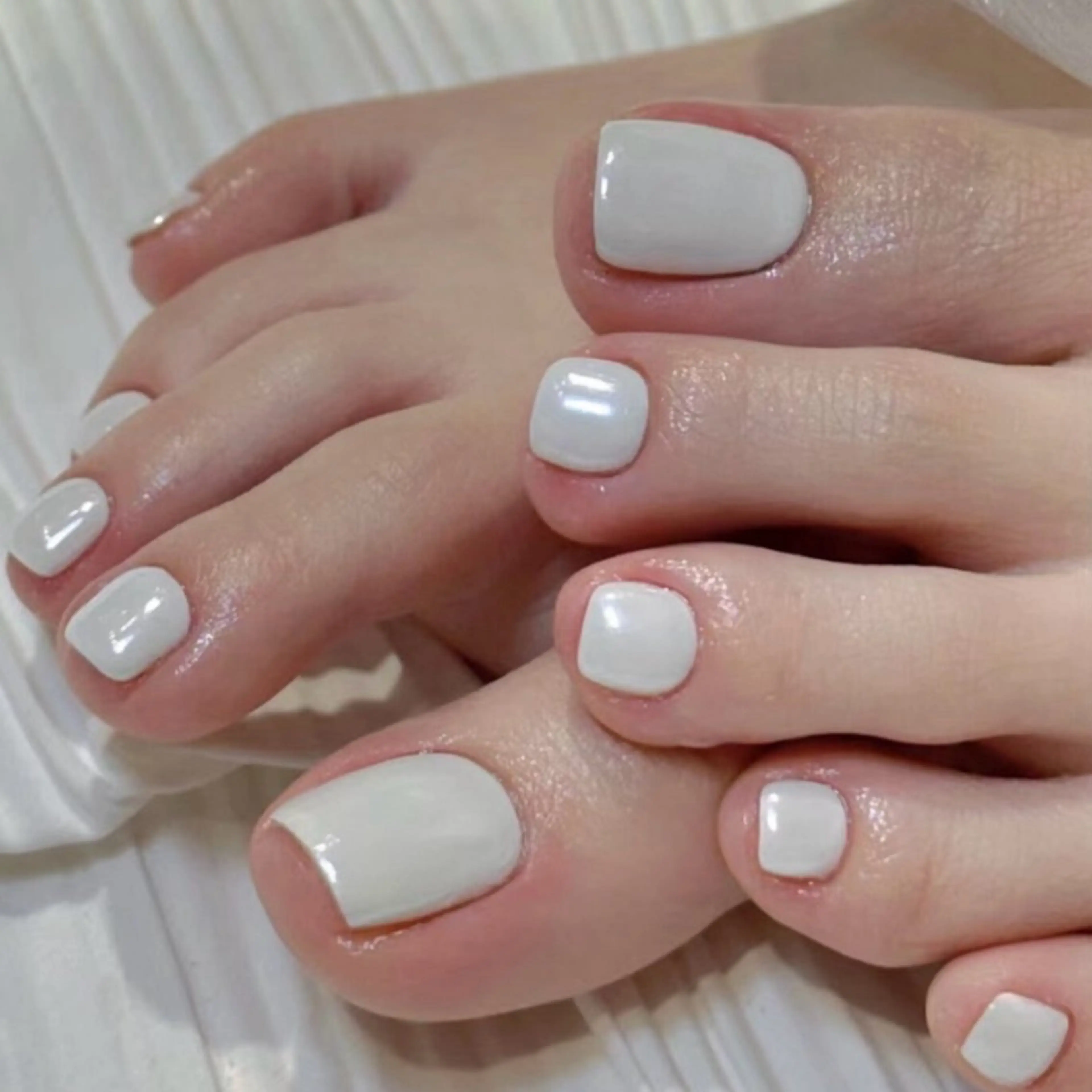 ネイル フットネイル マギー ネイル🦋のネイルデザイン