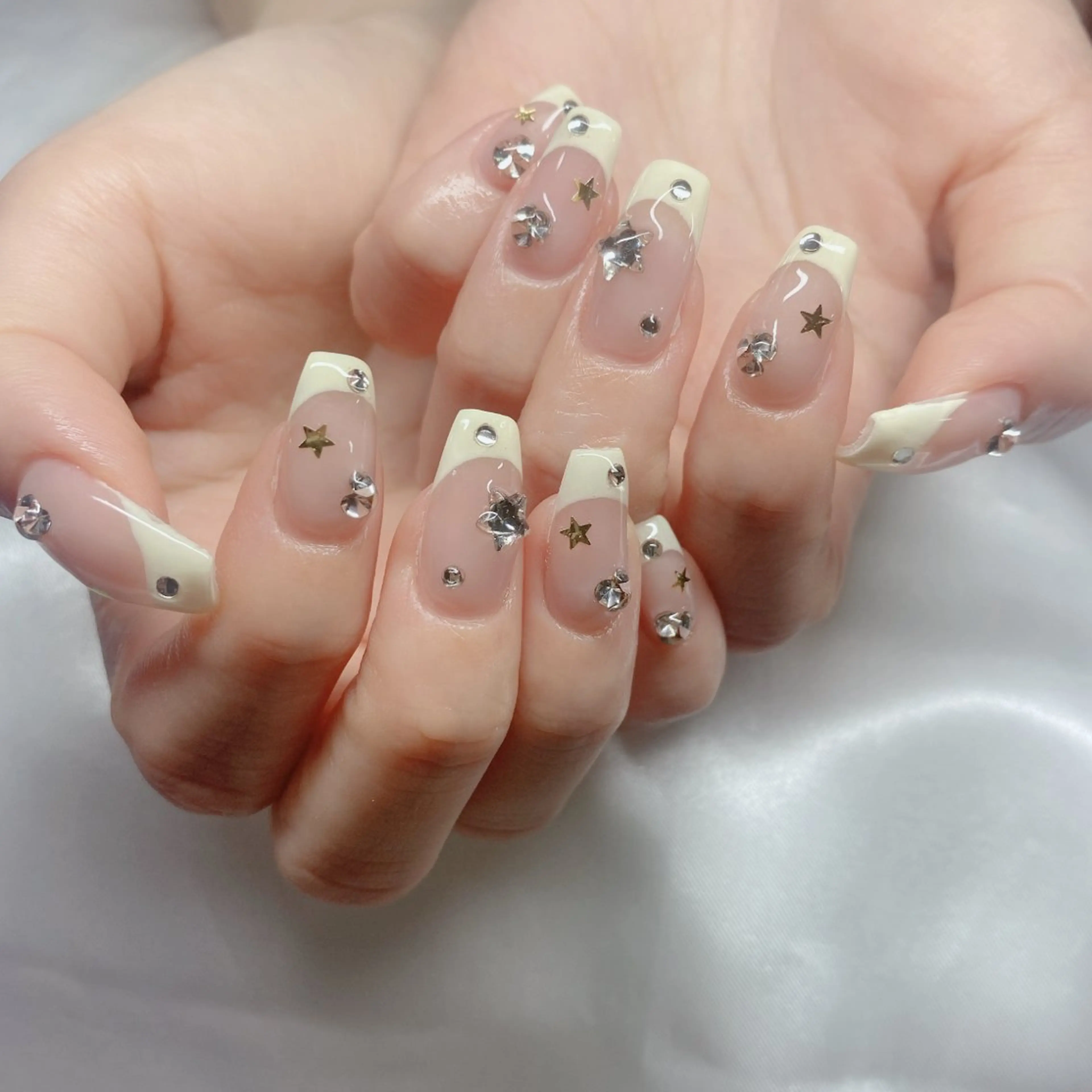 ネイル ハンドネイル ハンドケア UniqueNail 長さだし専門店のネイルデザイン