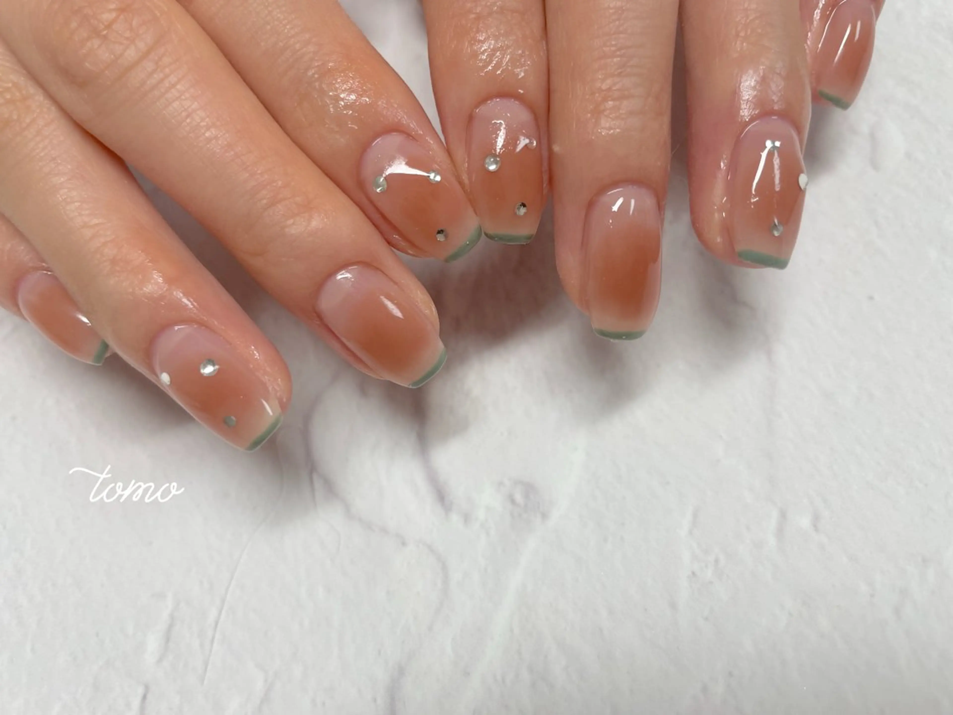 ネイル ハンドネイル nailist TOMOのネイルデザイン