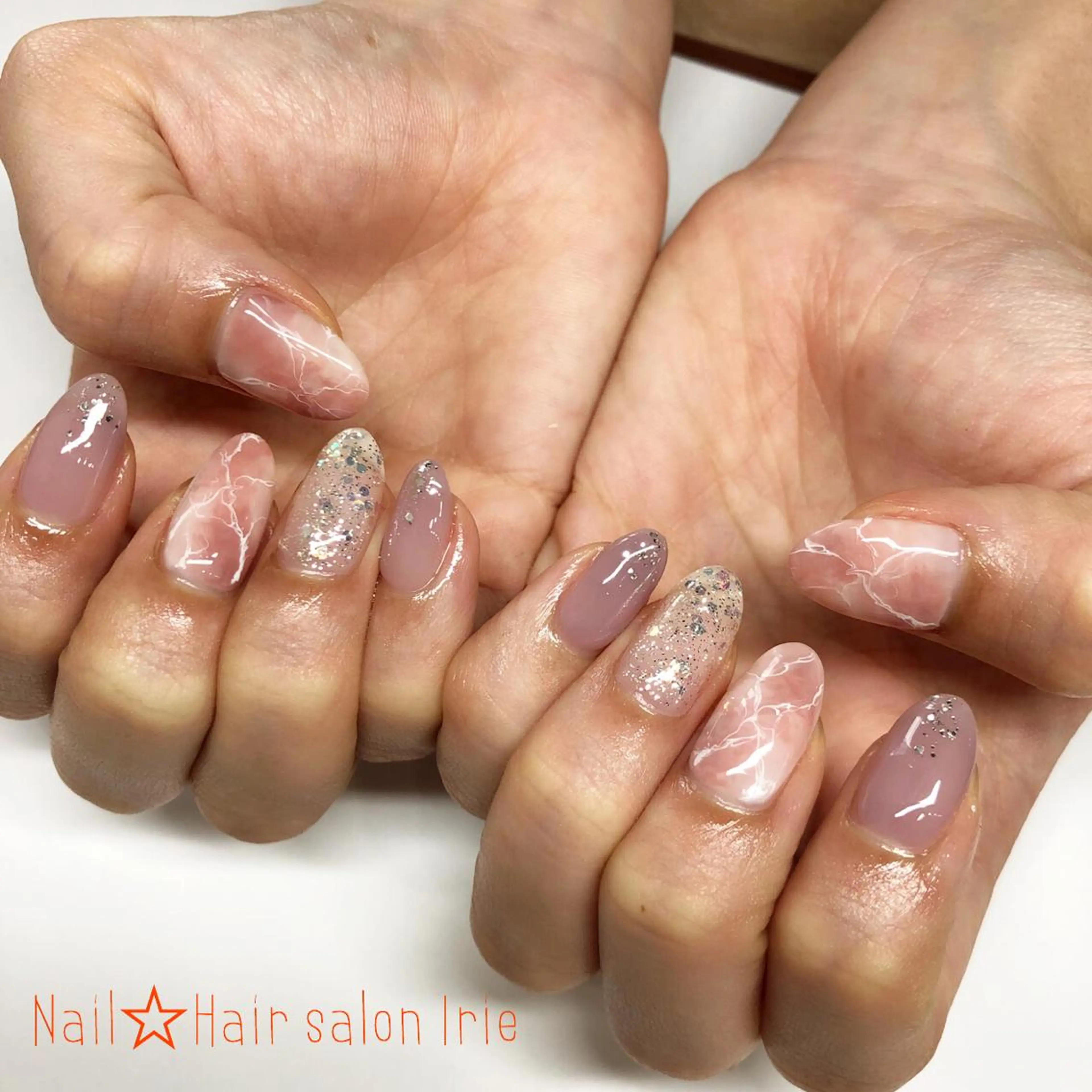 ネイル Hair salon Irie所属・與儀 知佳のネイルデザイン